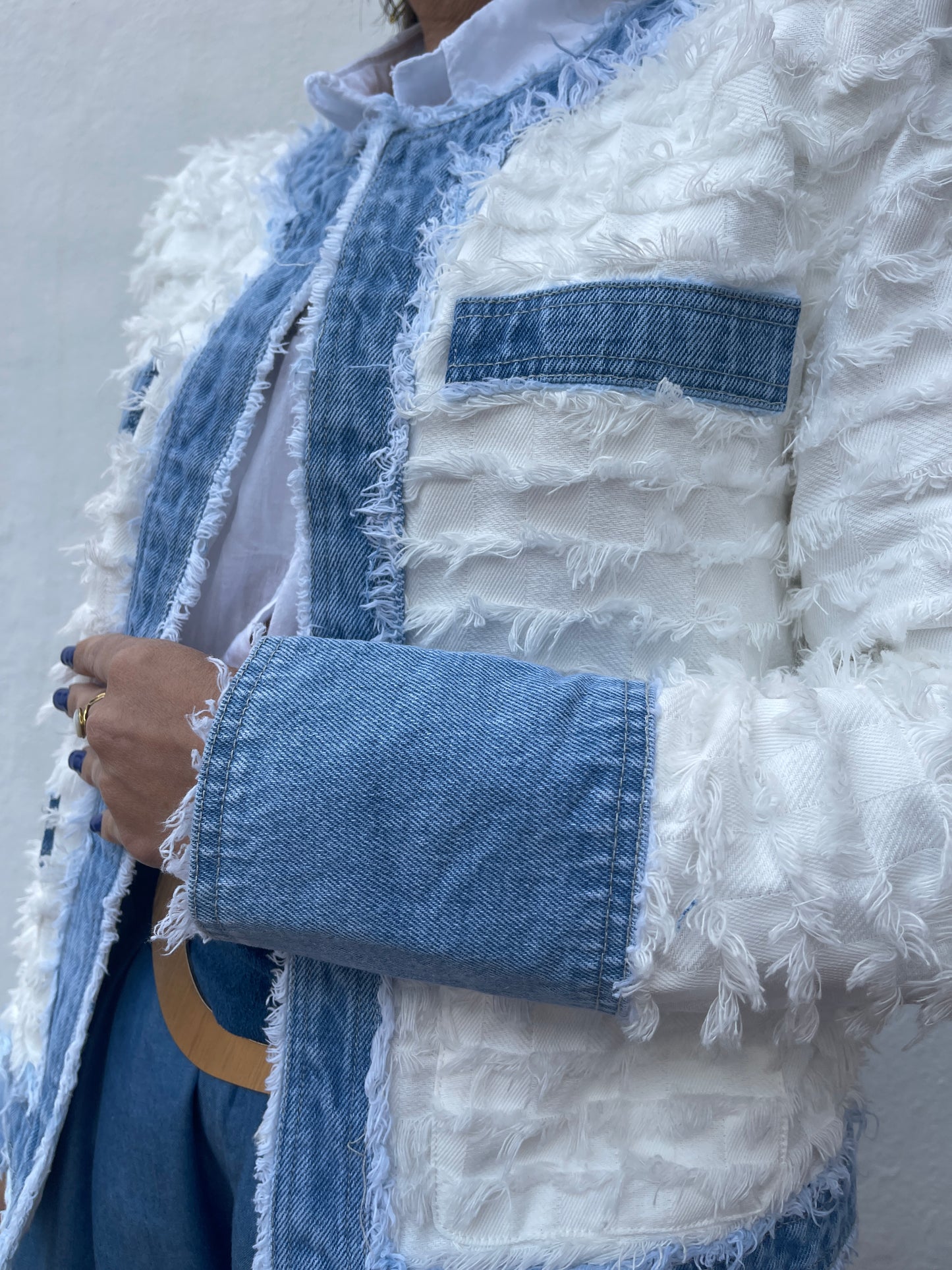 WHITE TWEED JACKET