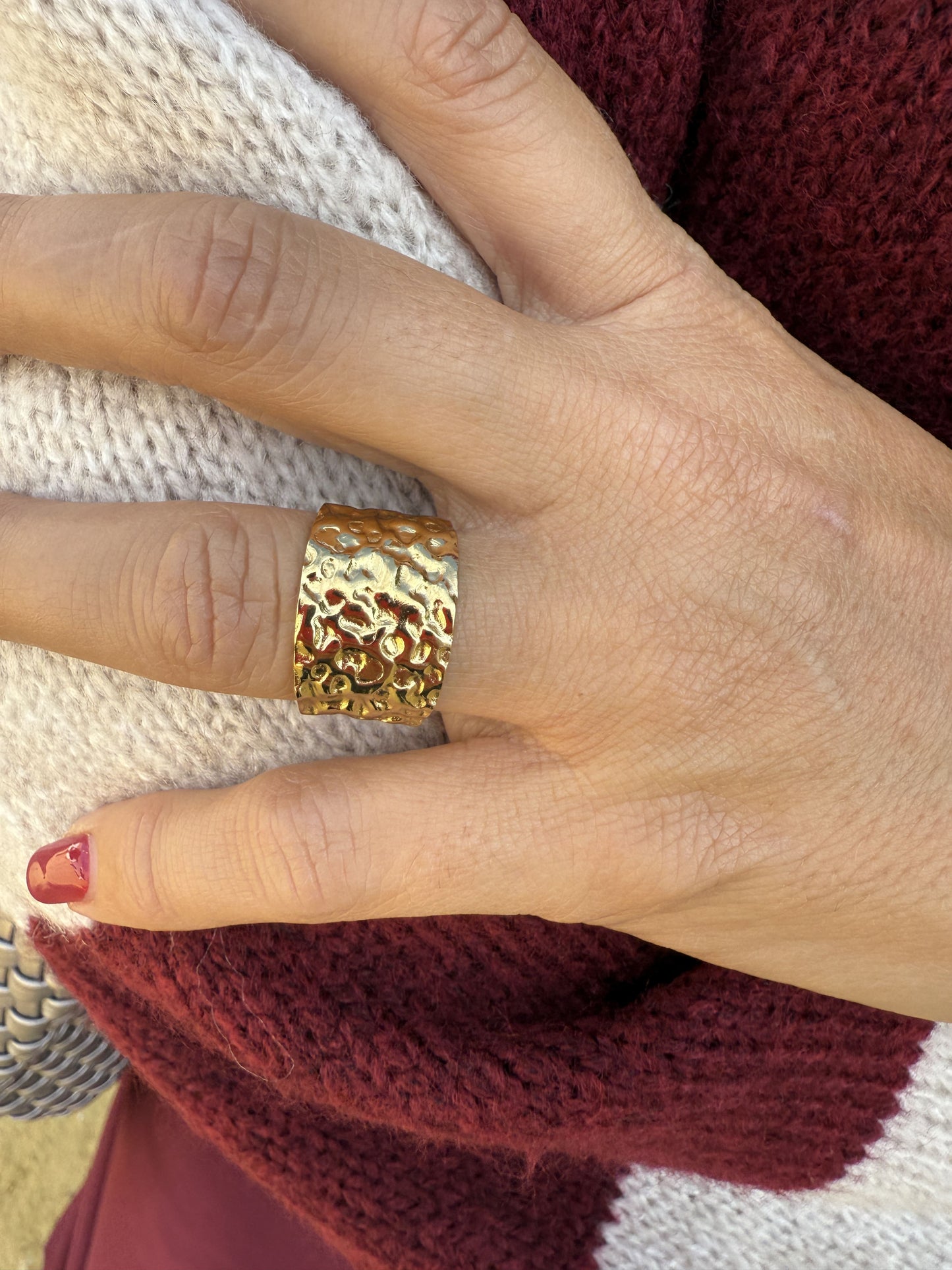 ANILLO RELIEVE