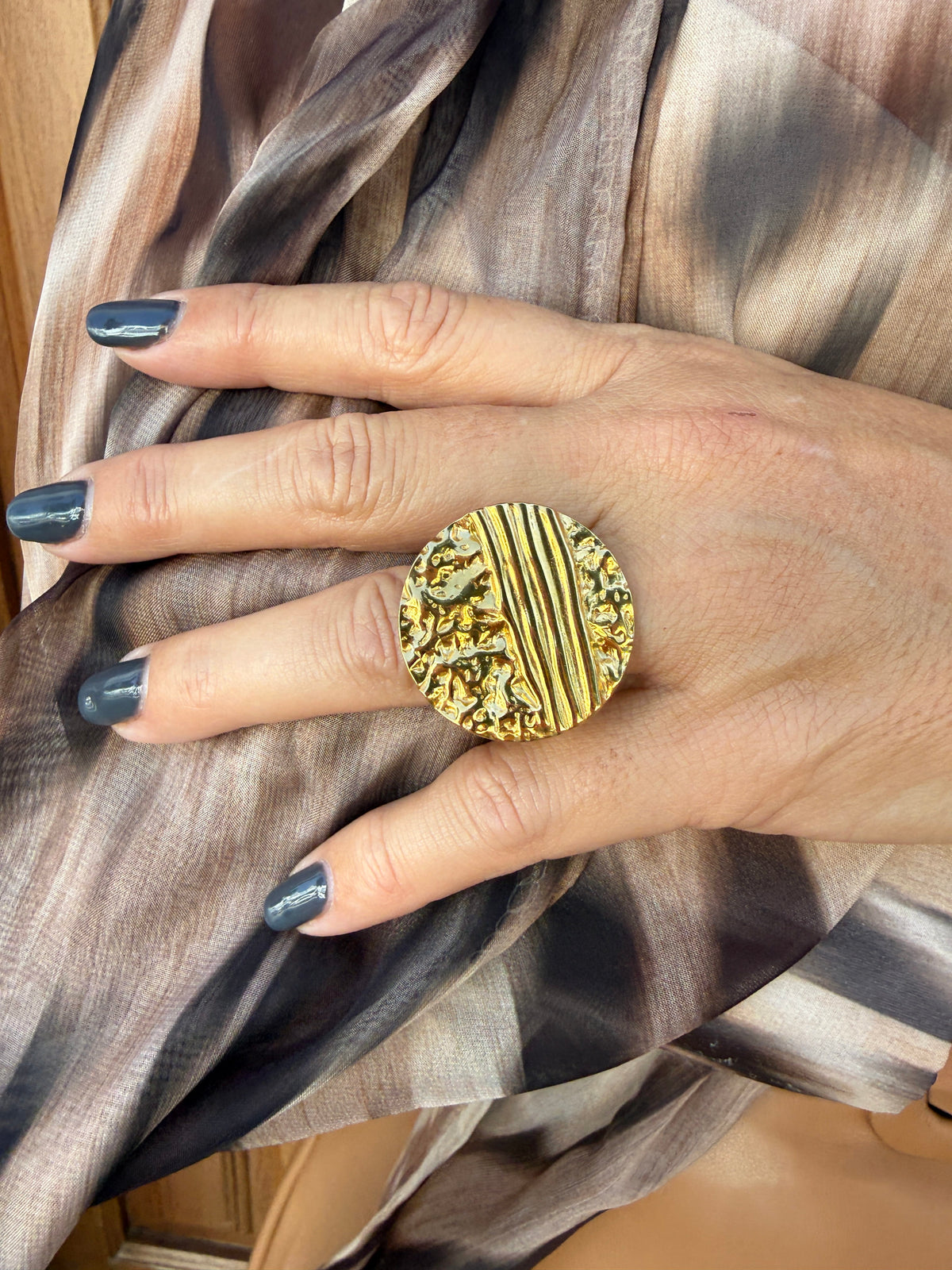 ANILLO REDONDO DORADO