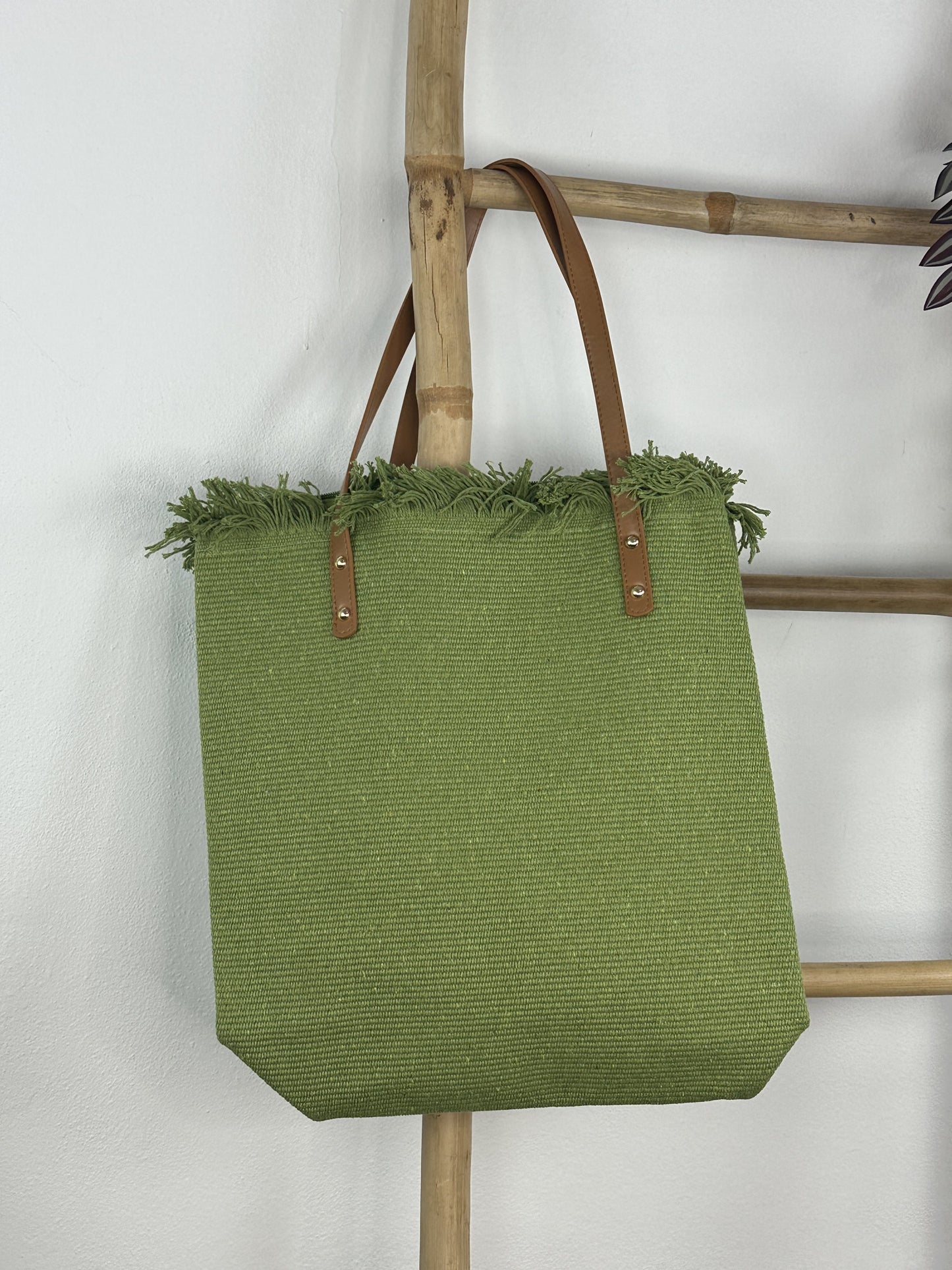 BOLSO BORDE DESFLECADO