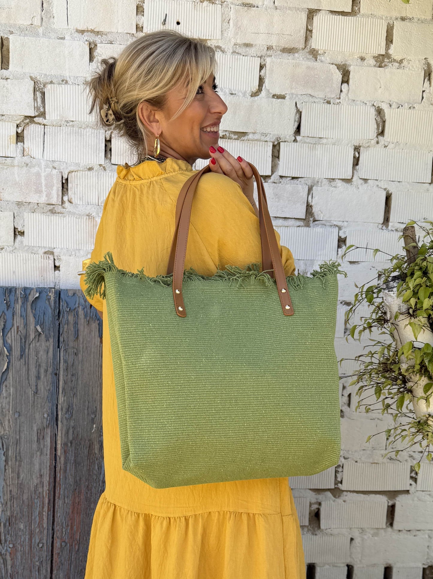 BOLSO BORDE DESFLECADO