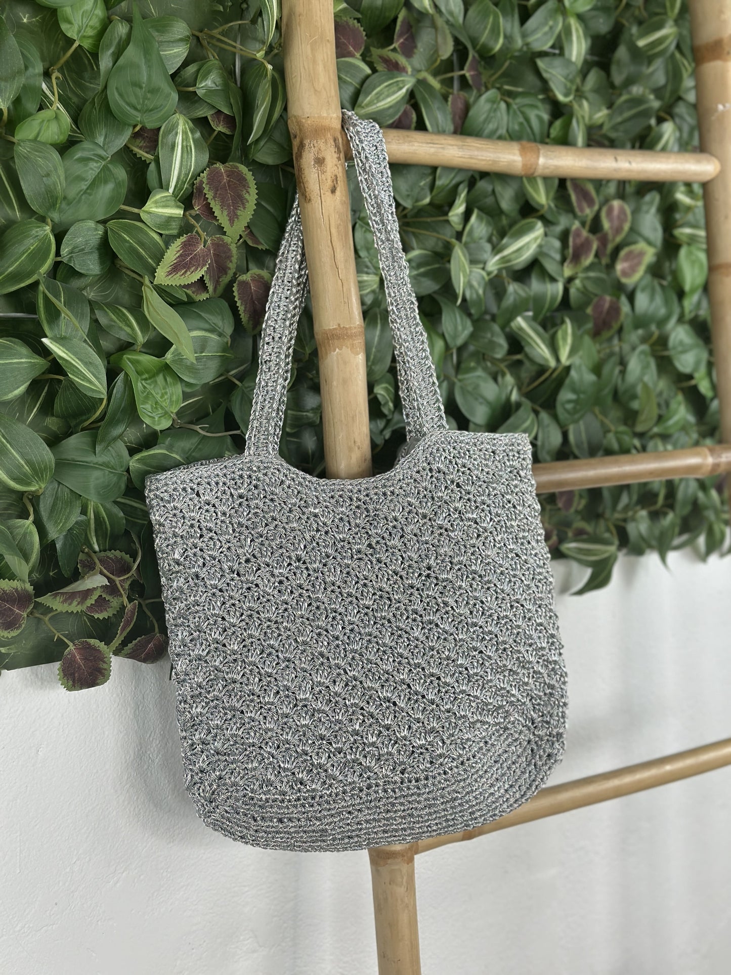 BOLSO CROCHÉ METALIZADO