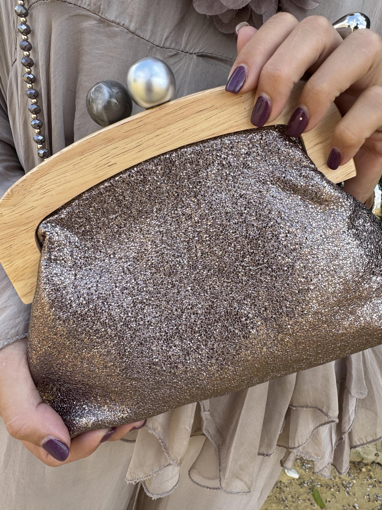 BOLSO MADERA METALIZADO