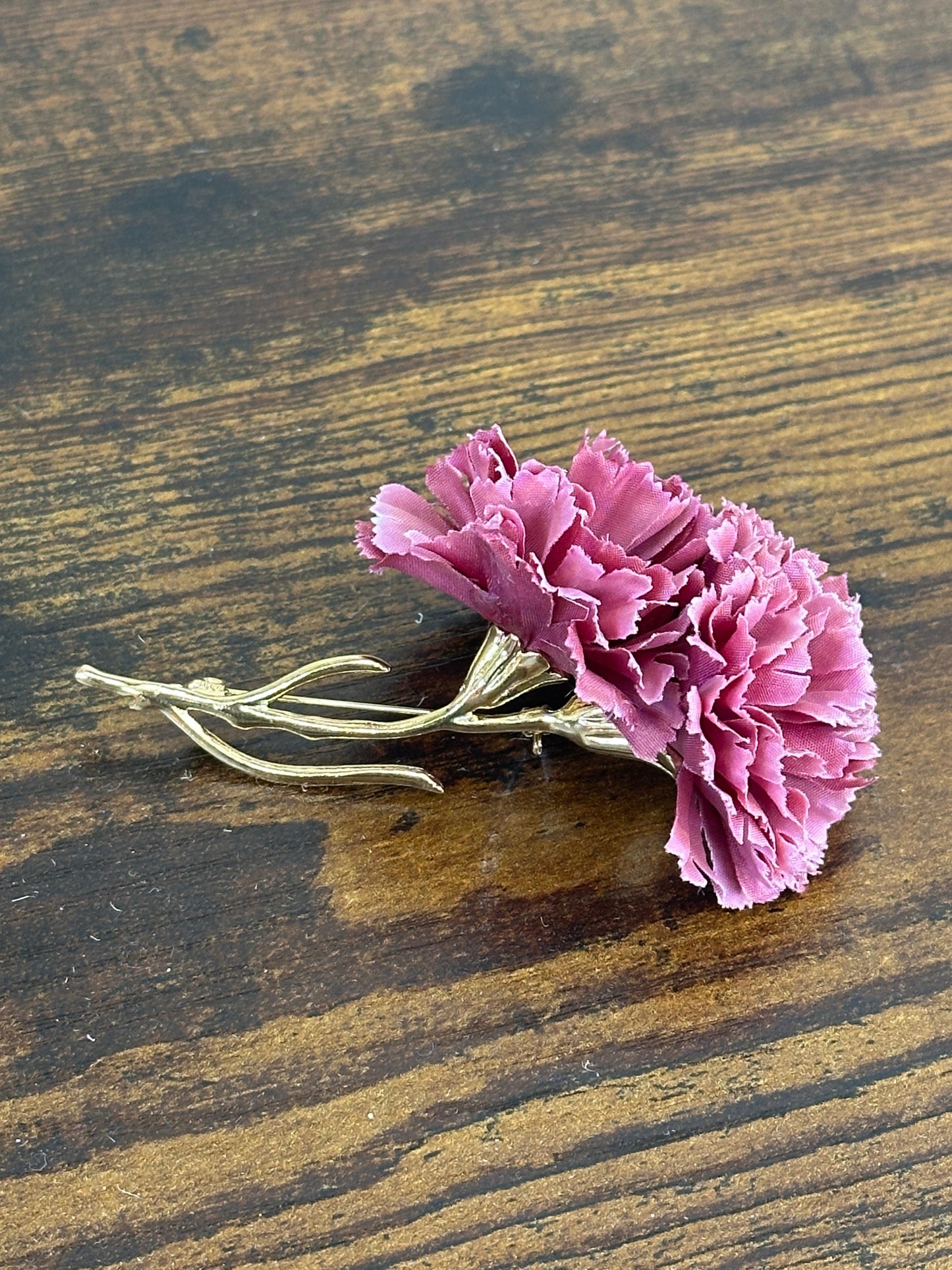 BROCHE CLAVEL