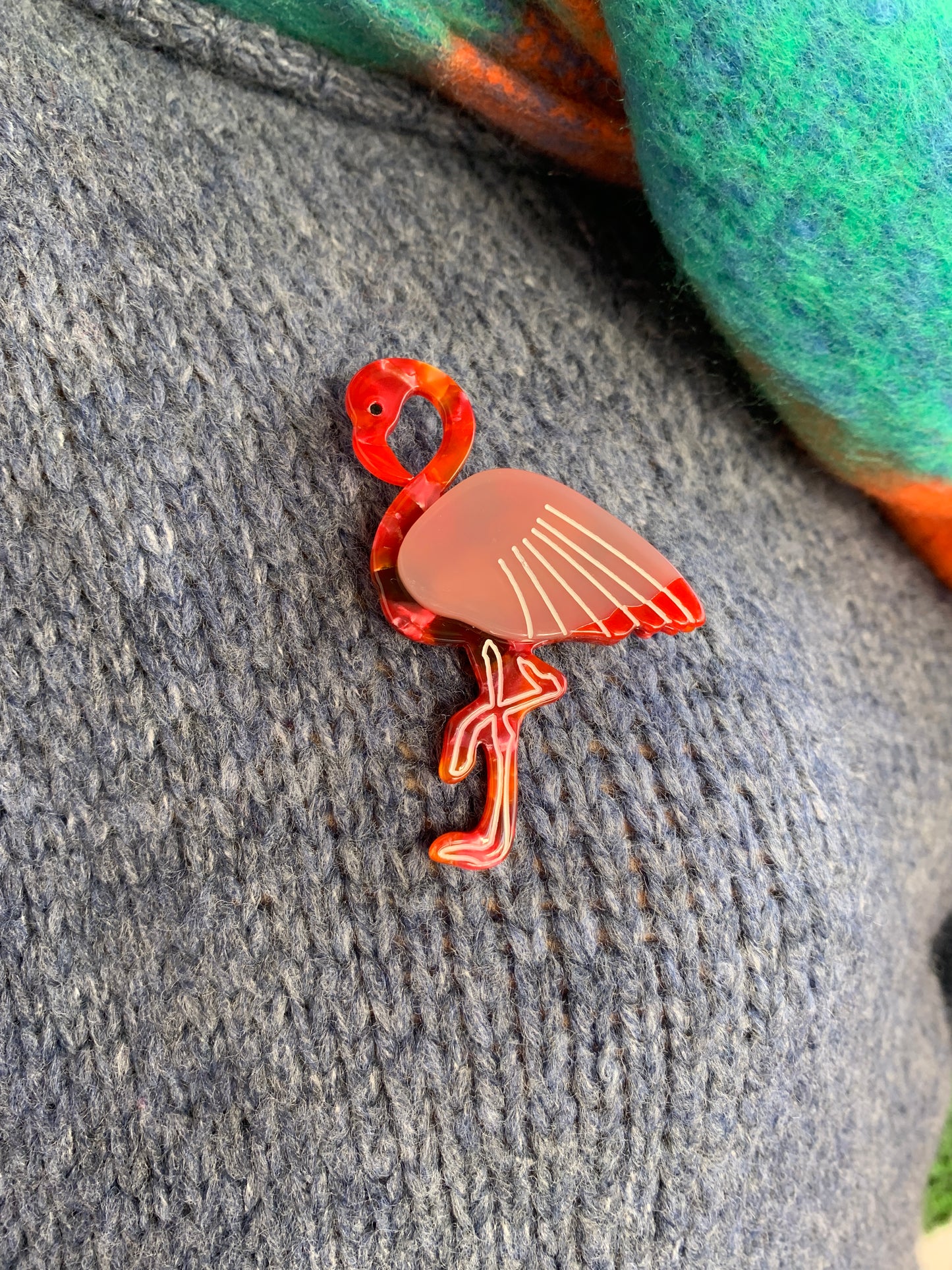 BROCHE RESINA