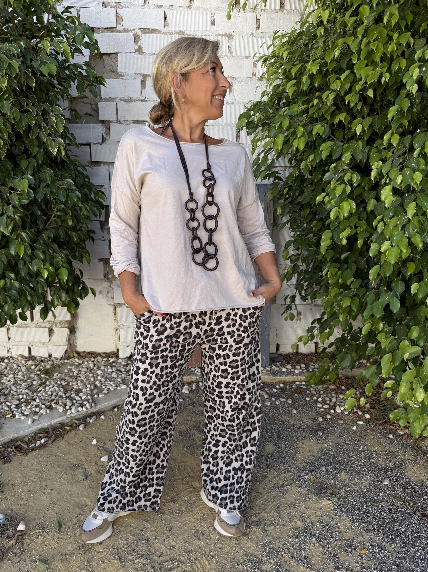 PANTALÓN CHÁNDAL LEOPARDO