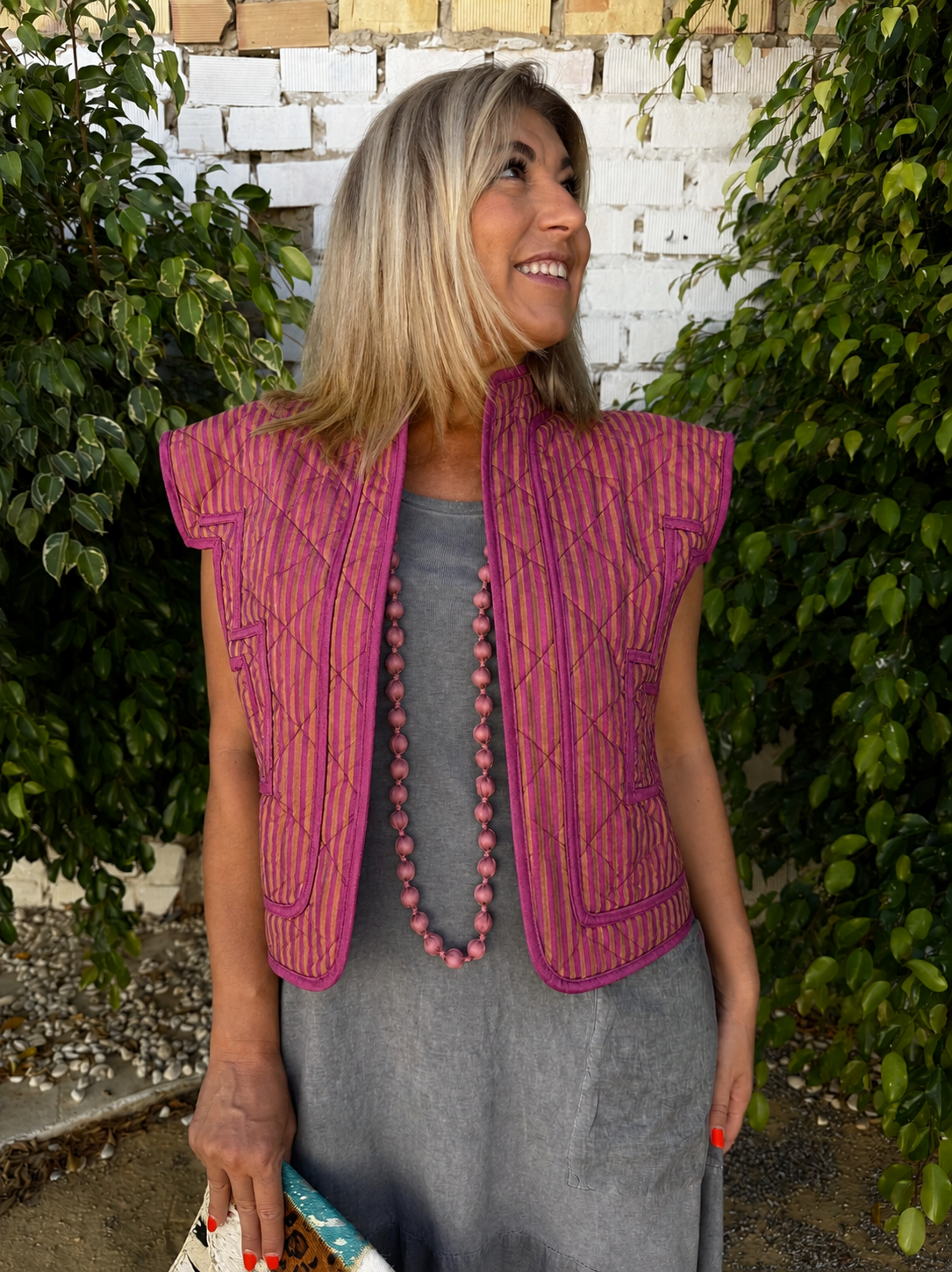 CHALECO ACOLCHADO ESTAMPADO