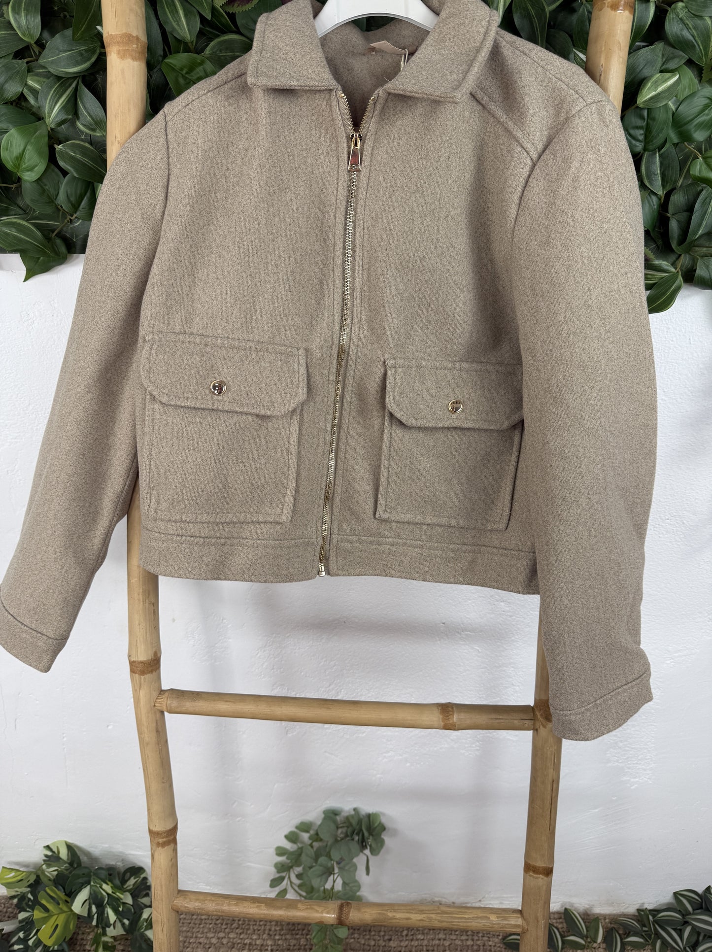 CHAQUETA BOLSILLOS