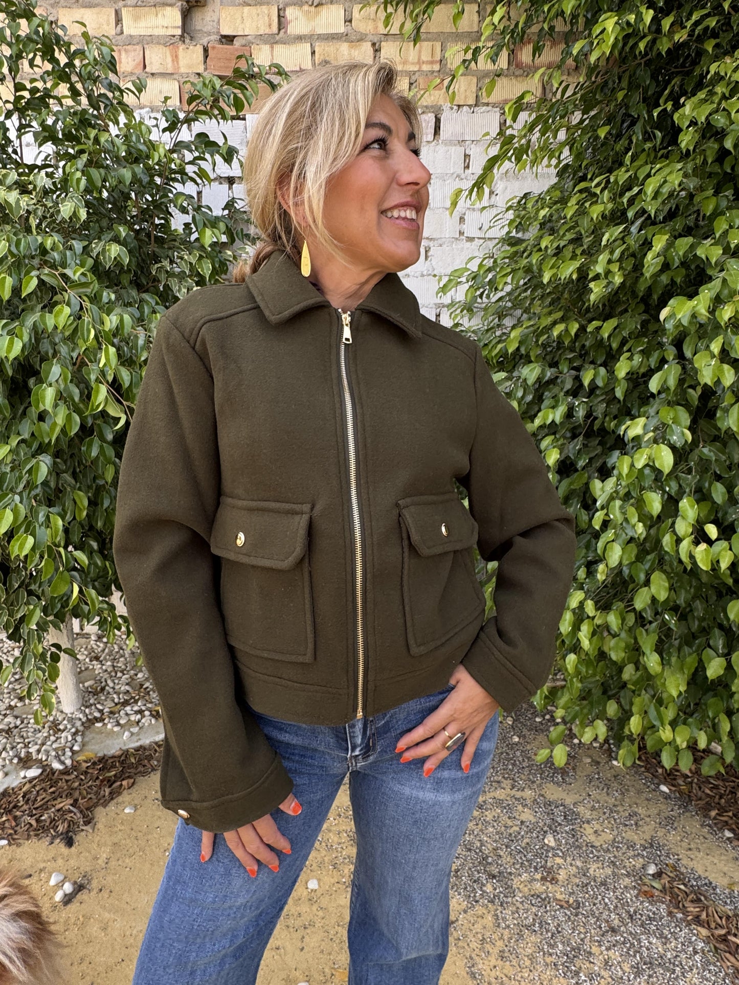 CHAQUETA BOLSILLOS