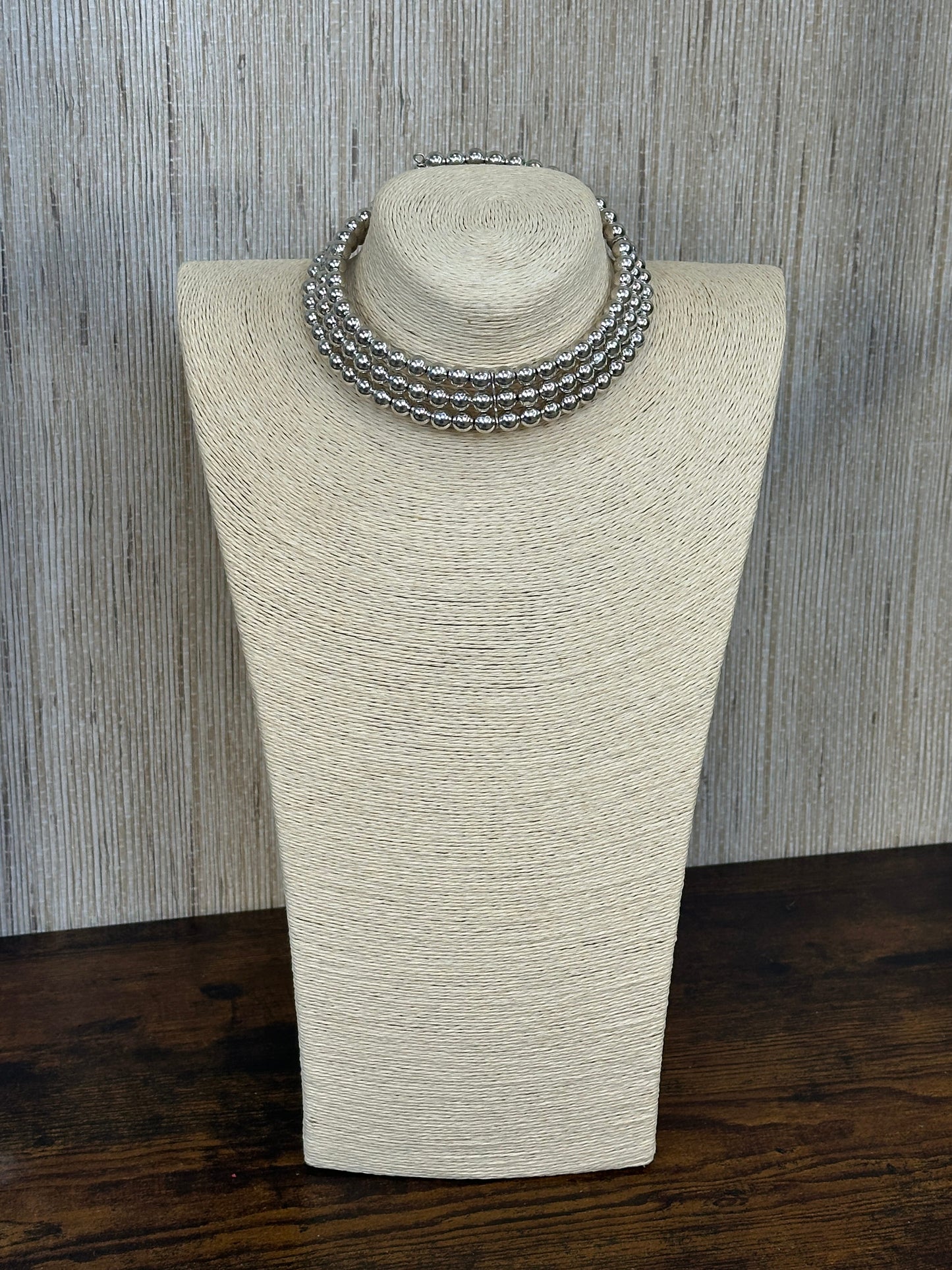 CHOKER DOT