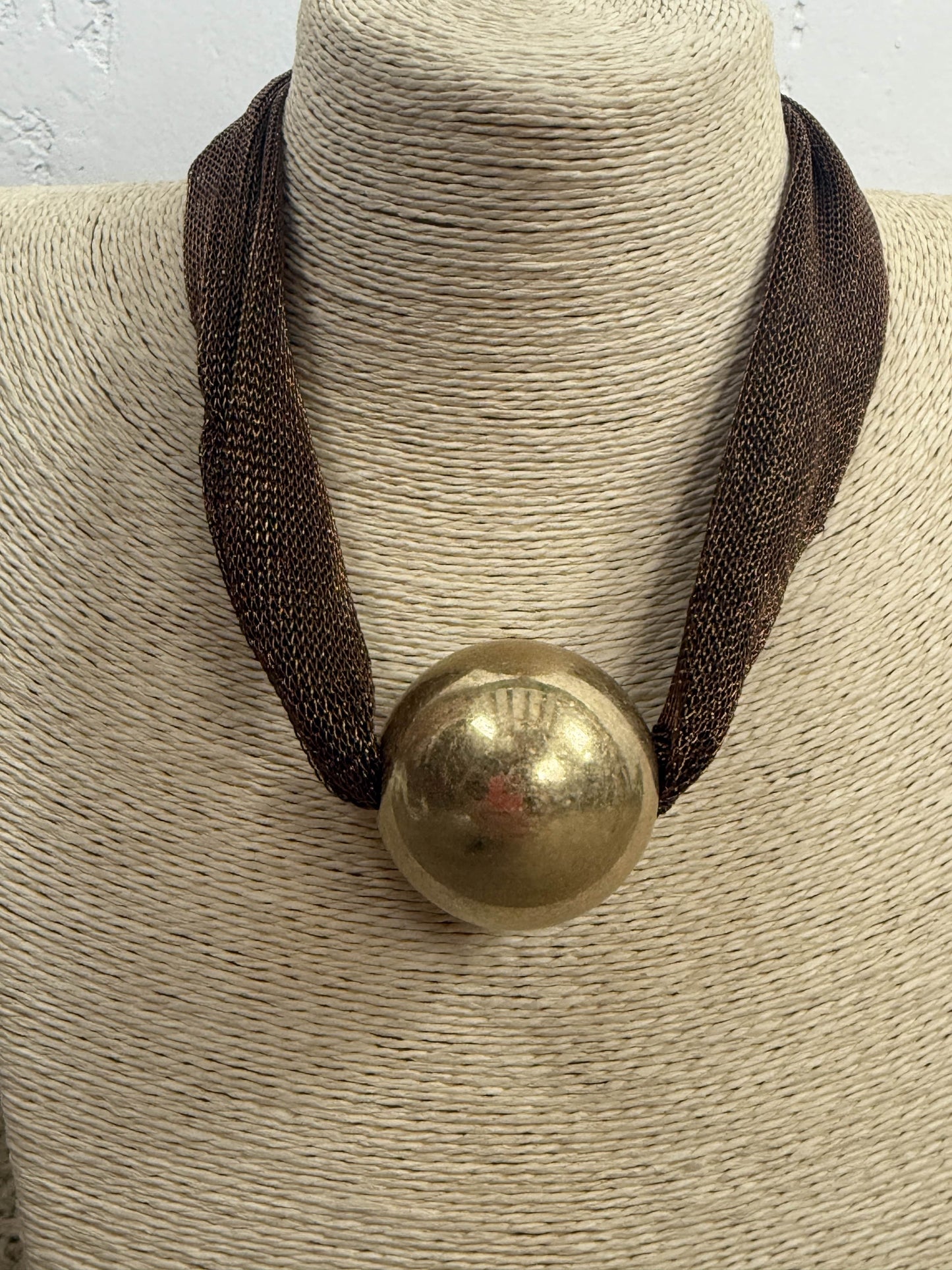 COLLAR BOLA