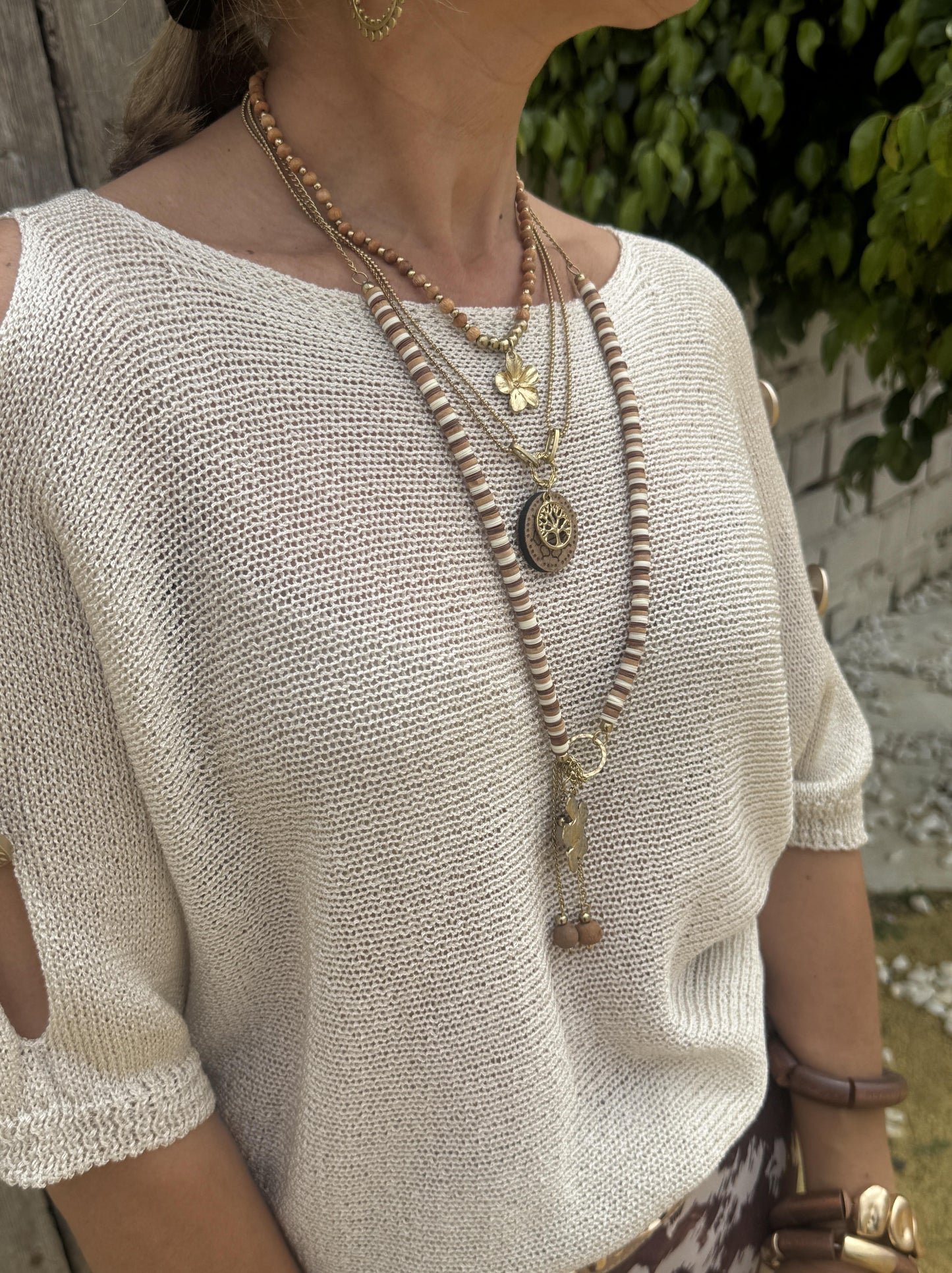 COLLAR HIPPIE