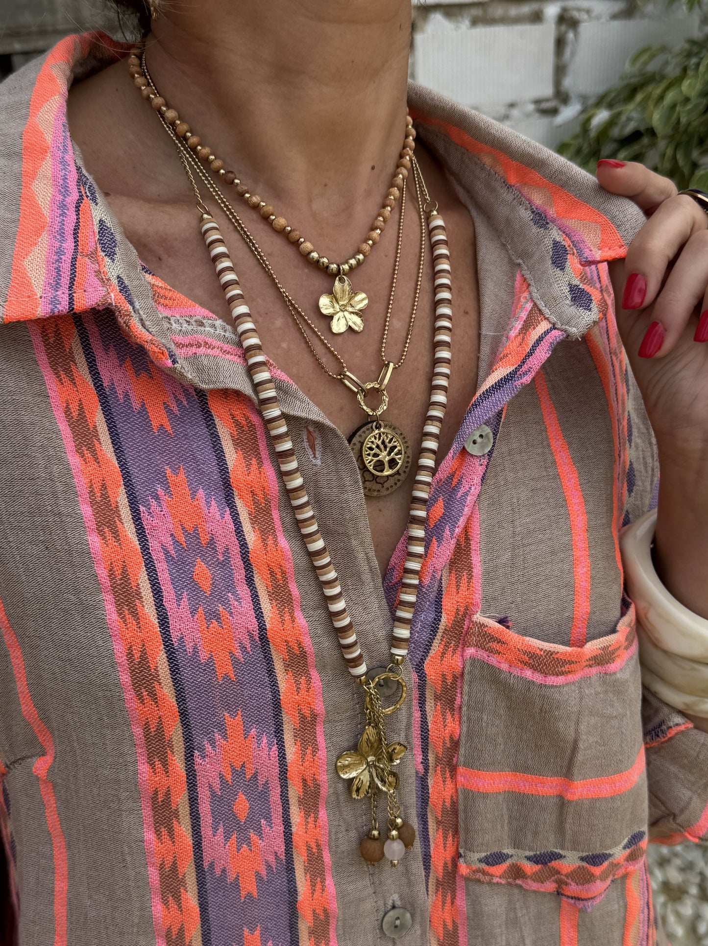 COLLAR HIPPIE