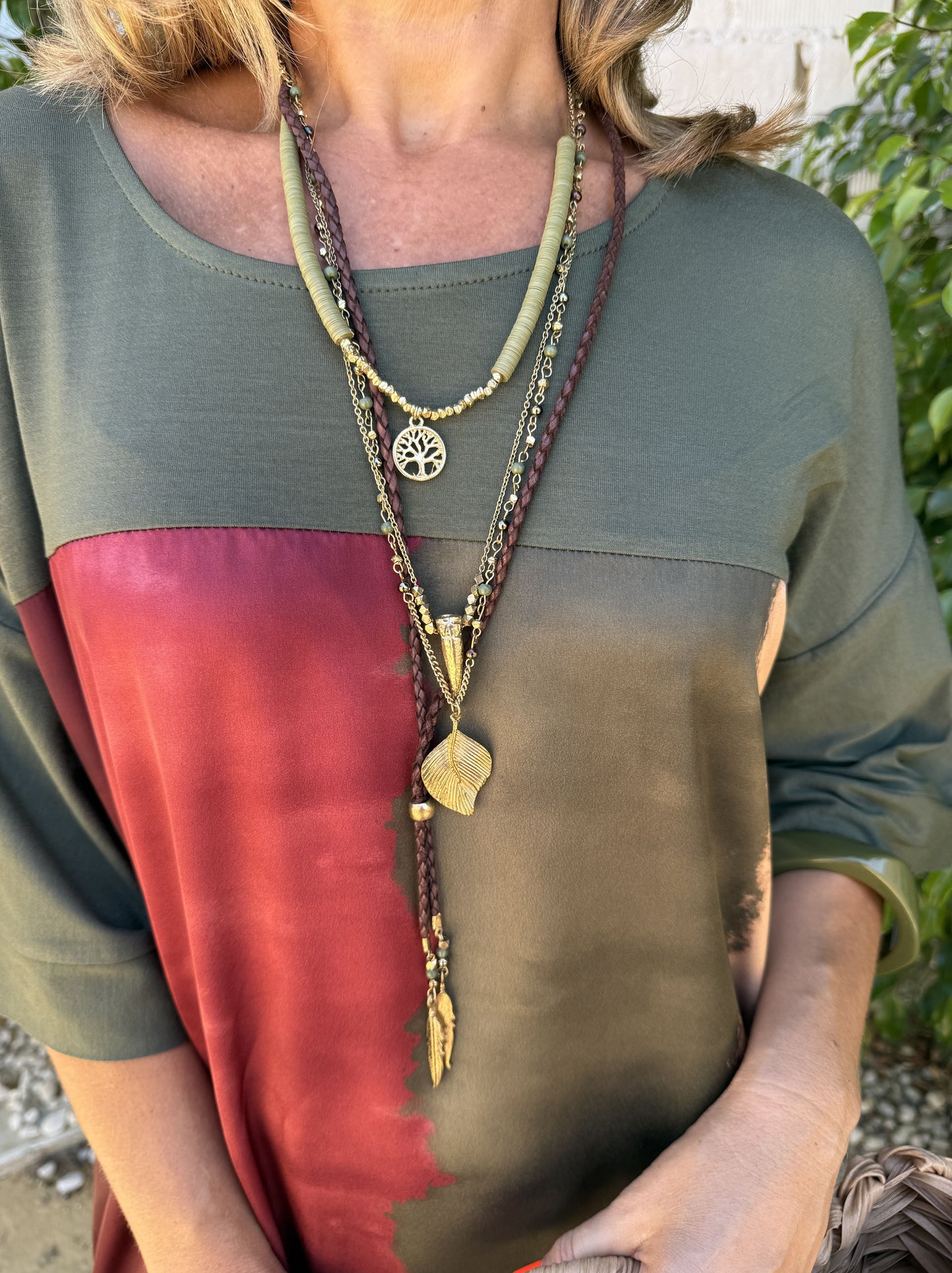 COLLAR HIPPIE