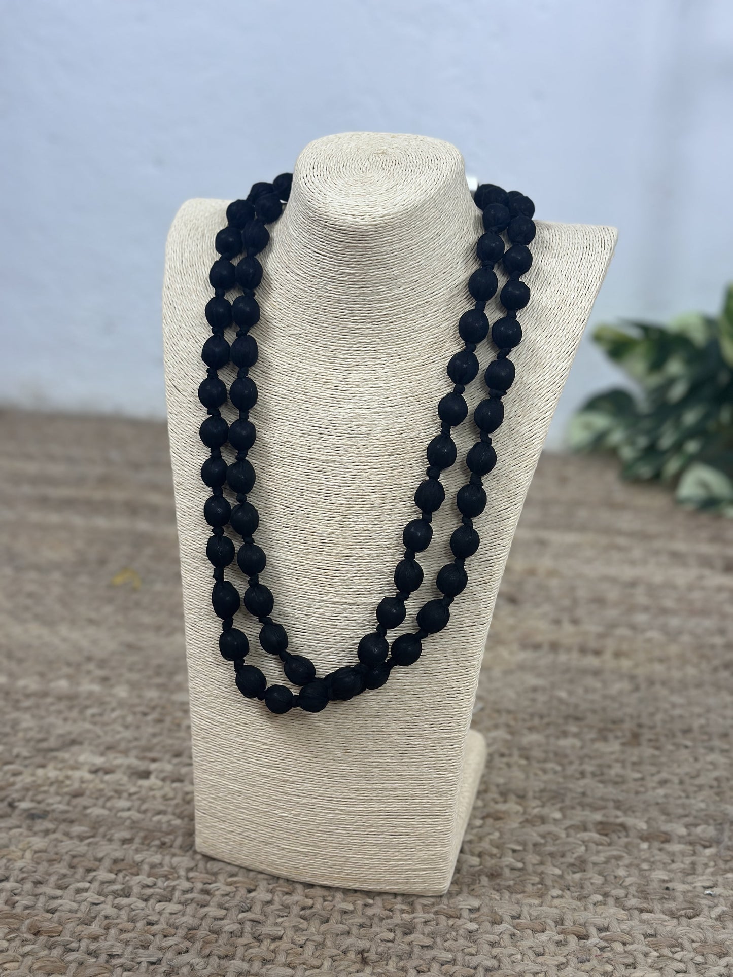 COLLAR LARGO BOLAS THIN