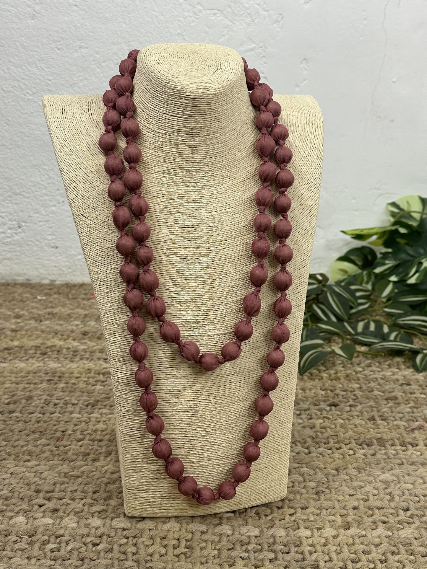 COLLAR LARGO BOLAS THIN