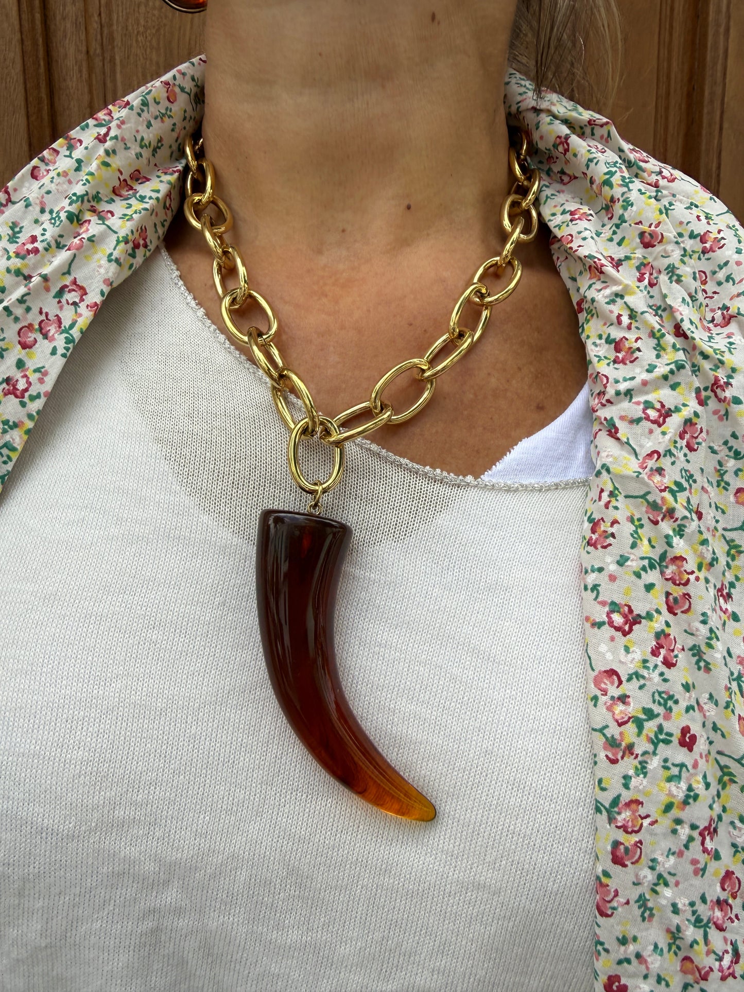 COLLAR SALVAJE