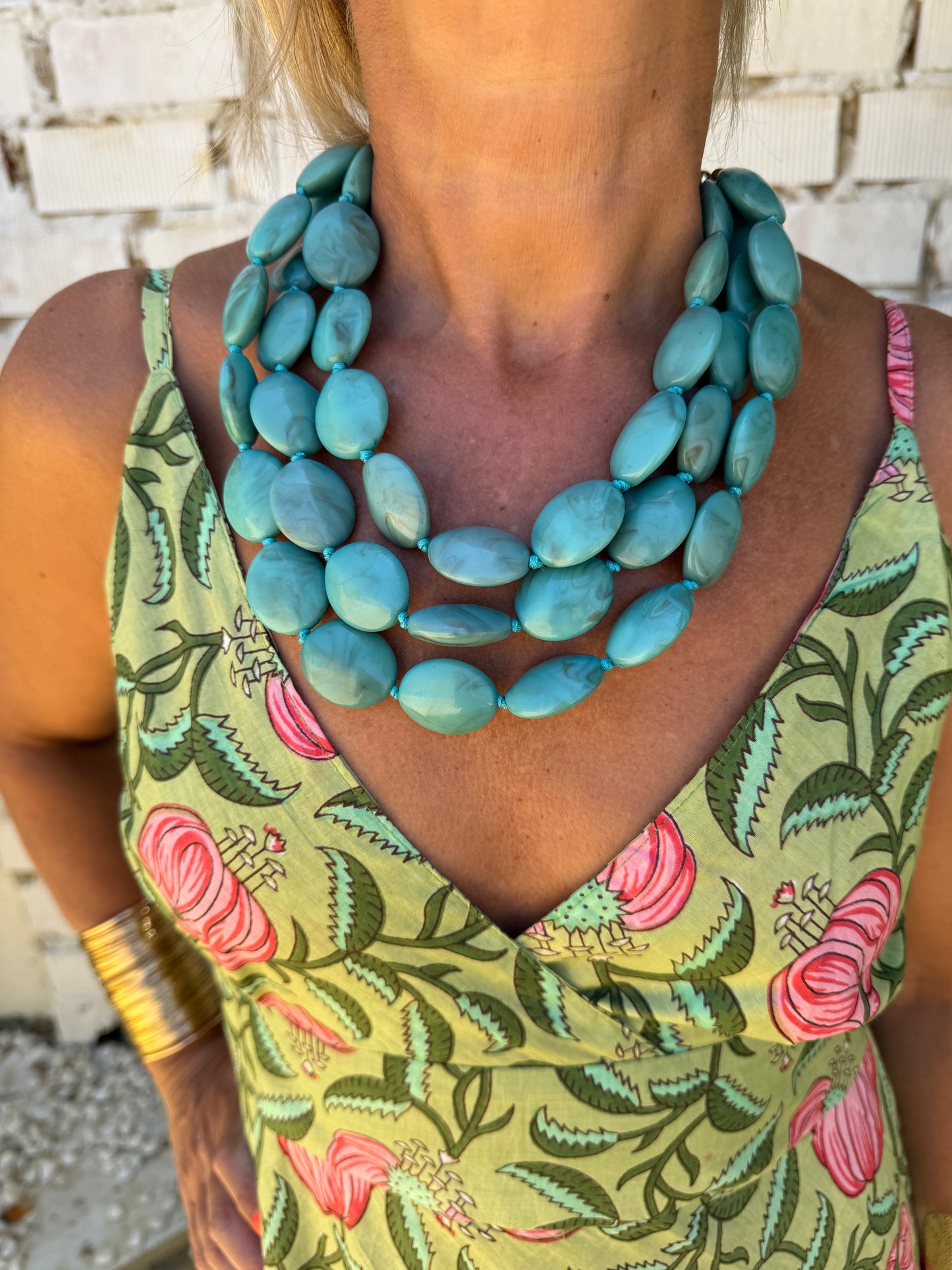 COLLAR SUMMER