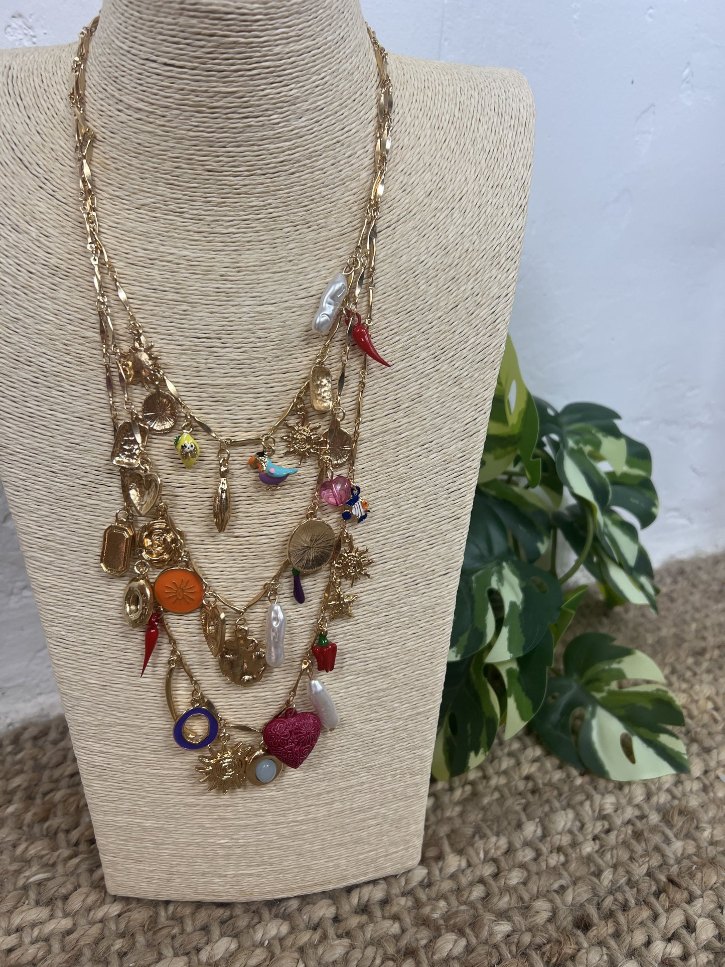 COLLAR TRIPLE ABALORIOS SOL