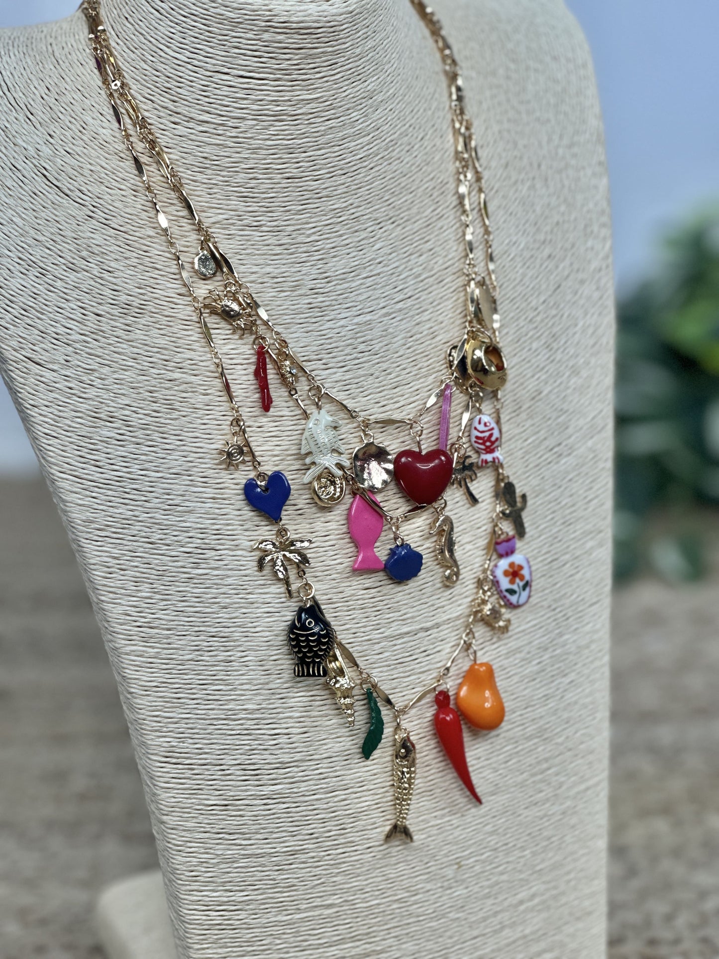 COLLAR TRIPLE ABALORIOS PECES