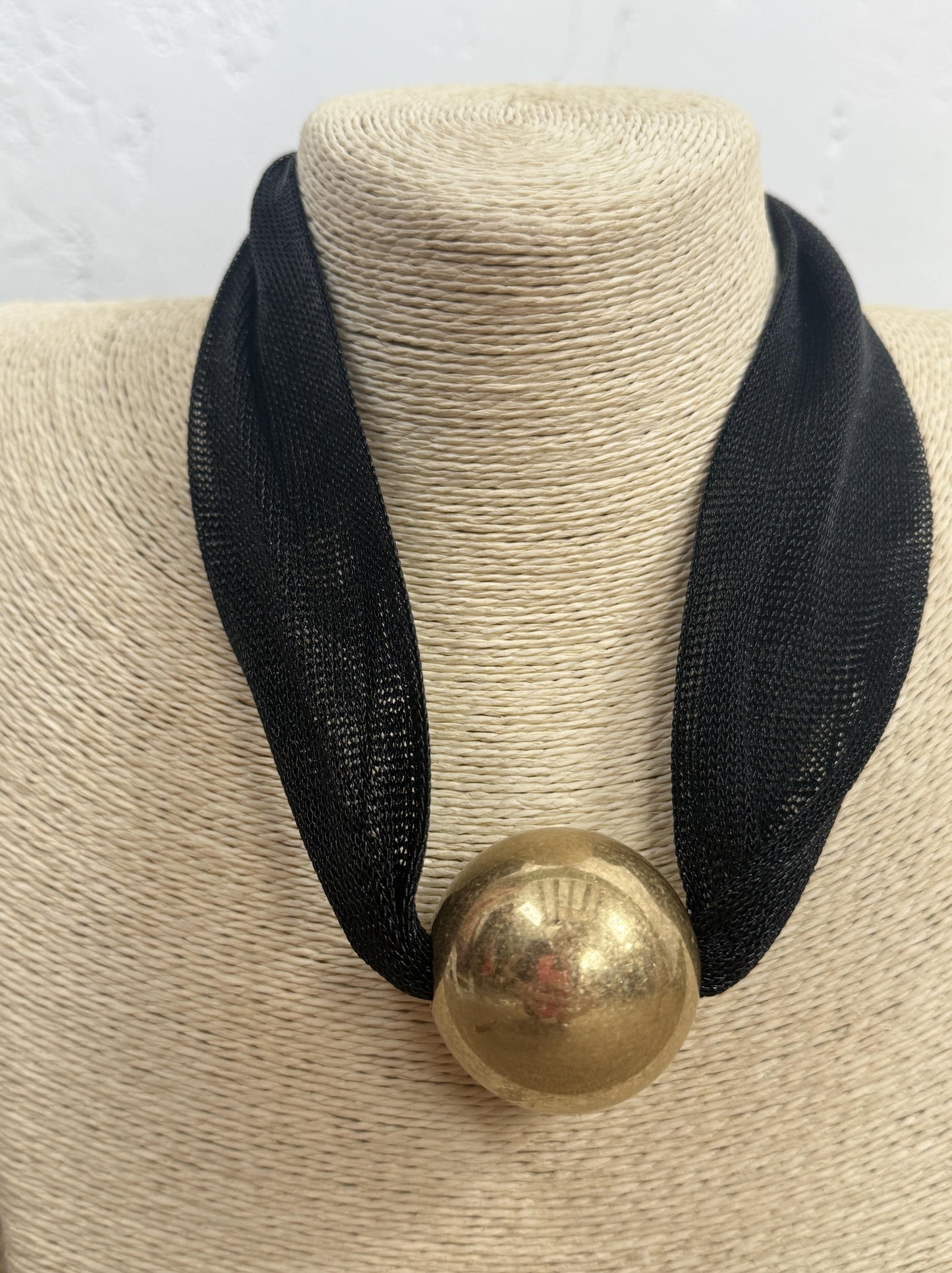 COLLAR BOLA