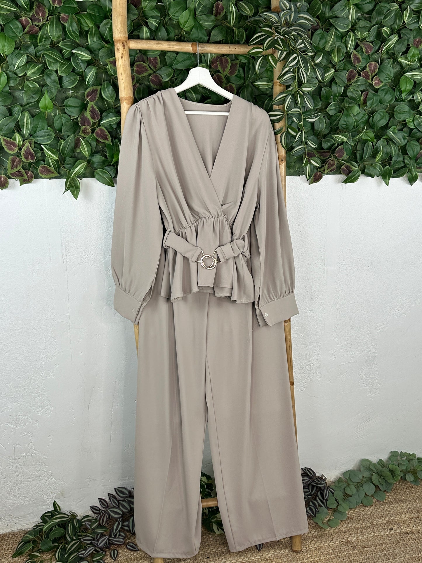 CONJUNTO PRISCILA