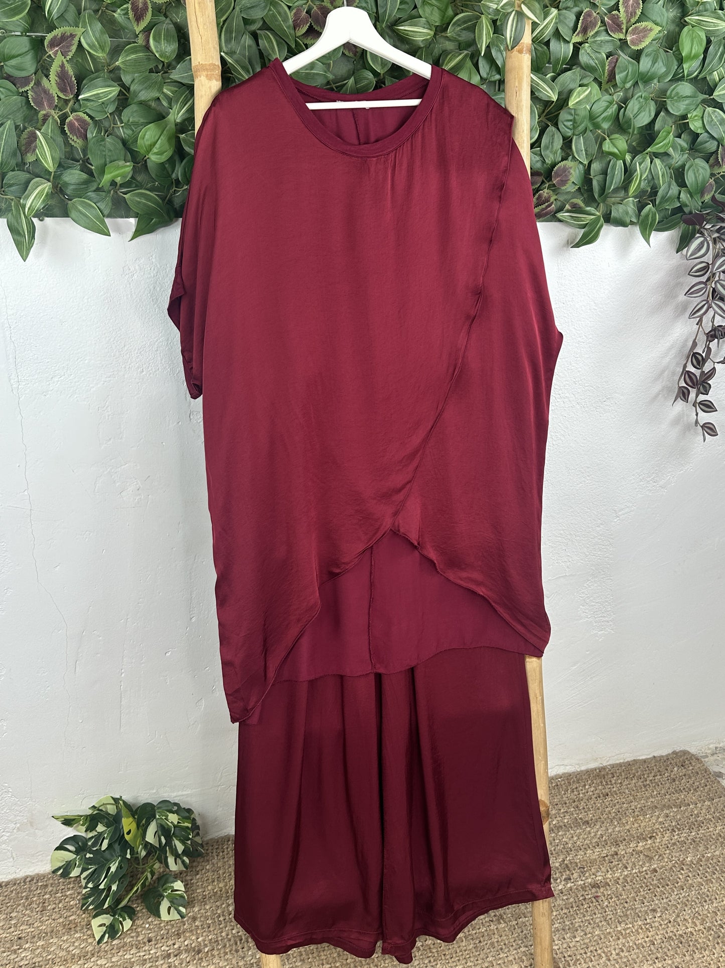 PREVENTA - CONJUNTO SATINADO CRUZADO