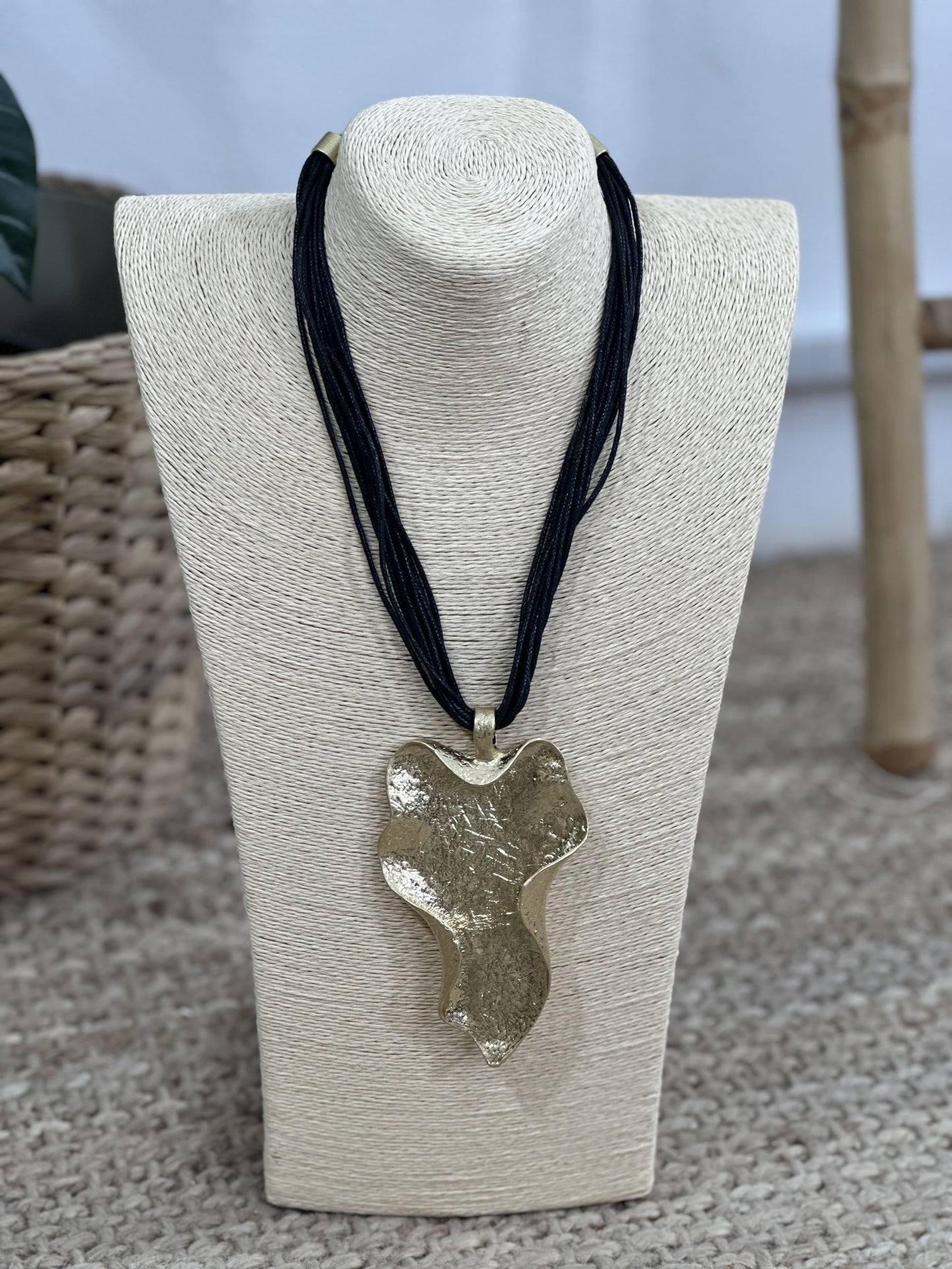 COLLAR COLA DE RATÓN HOJA
