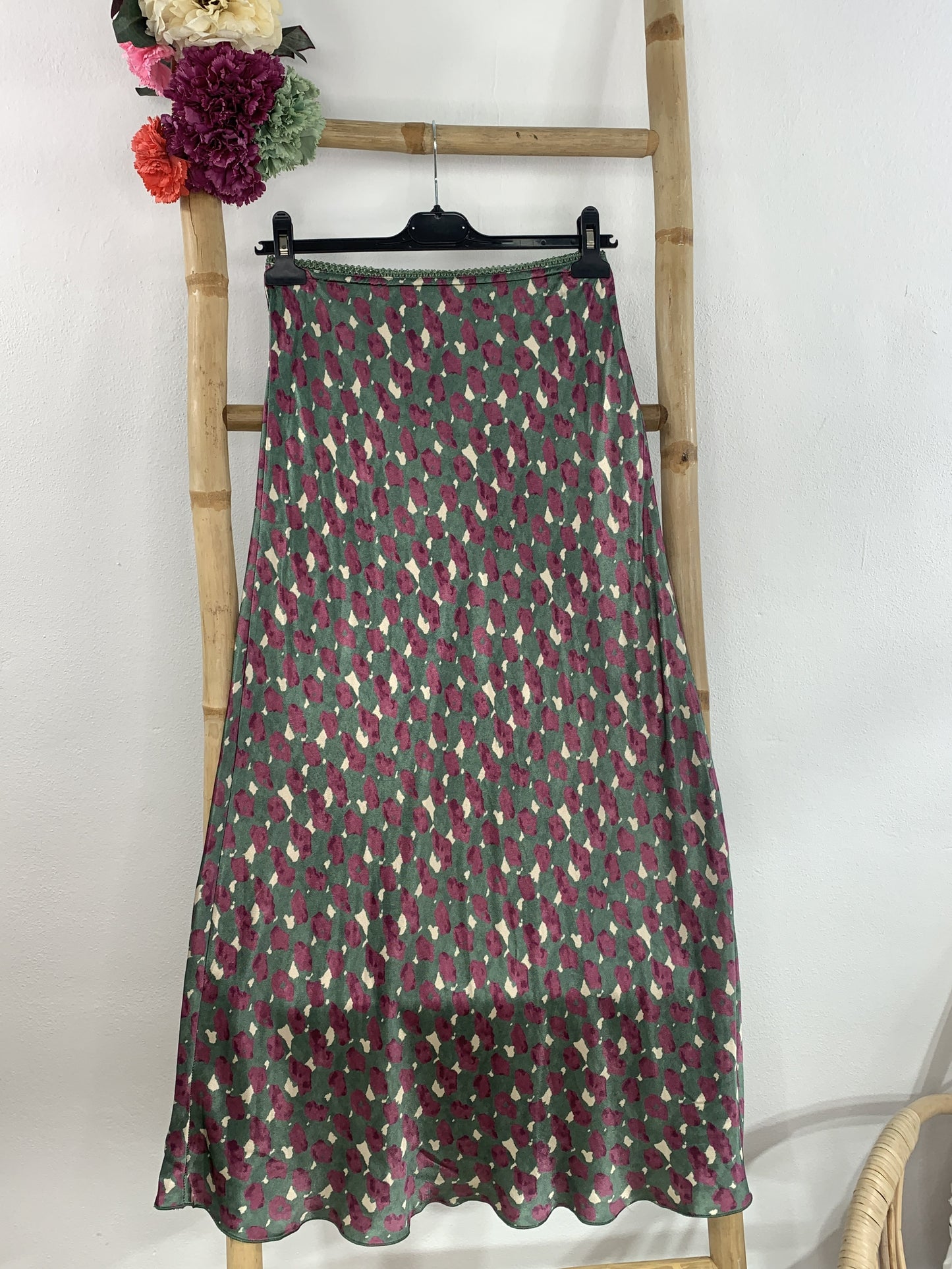 SAIA DE CETIM ESTAMPADA