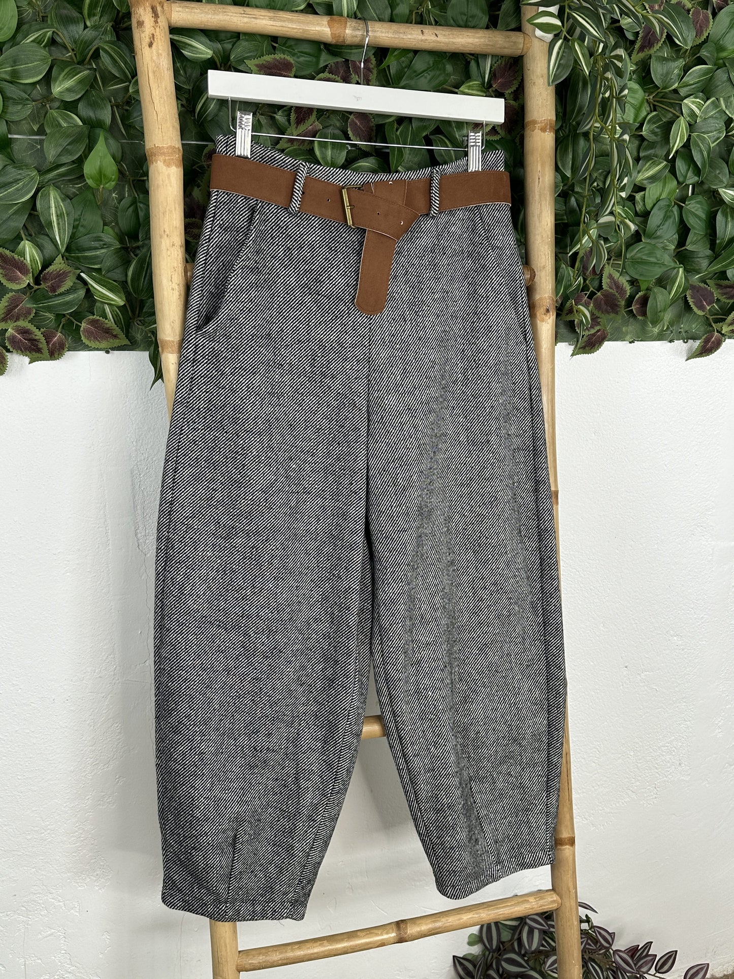 PANTALÓN BAGGY RAYAS