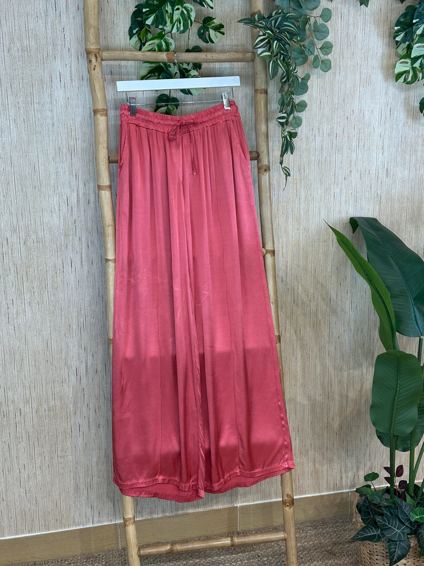 PANTALÓN SATINADO NORA