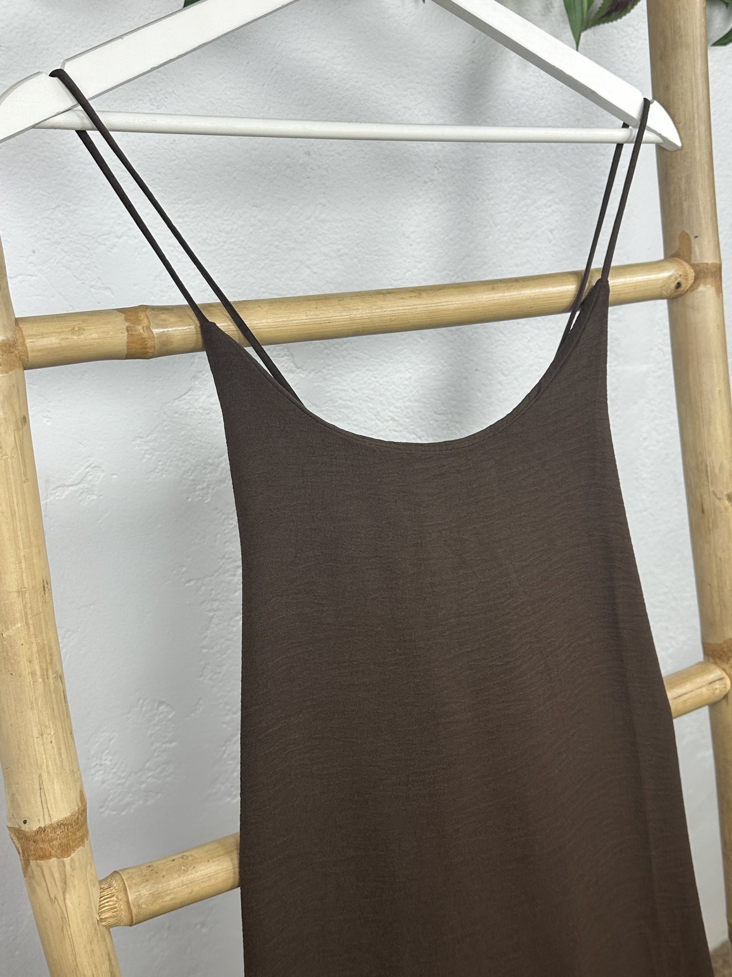 VESTIDO BÁSICO TIRANTES