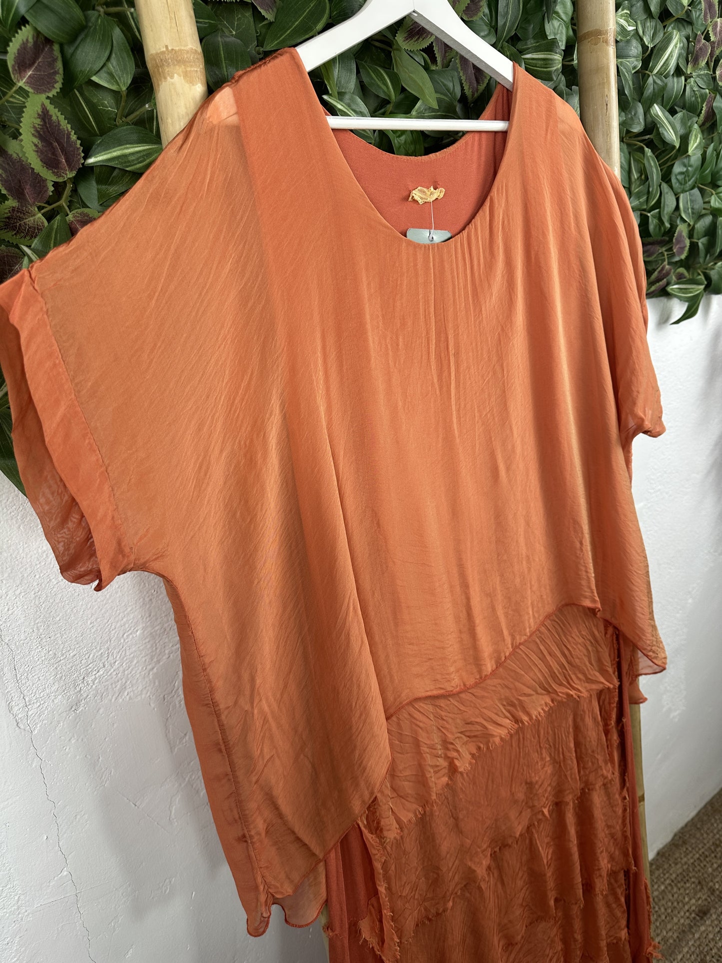 VESTIDO EMBRUJO CAPA
