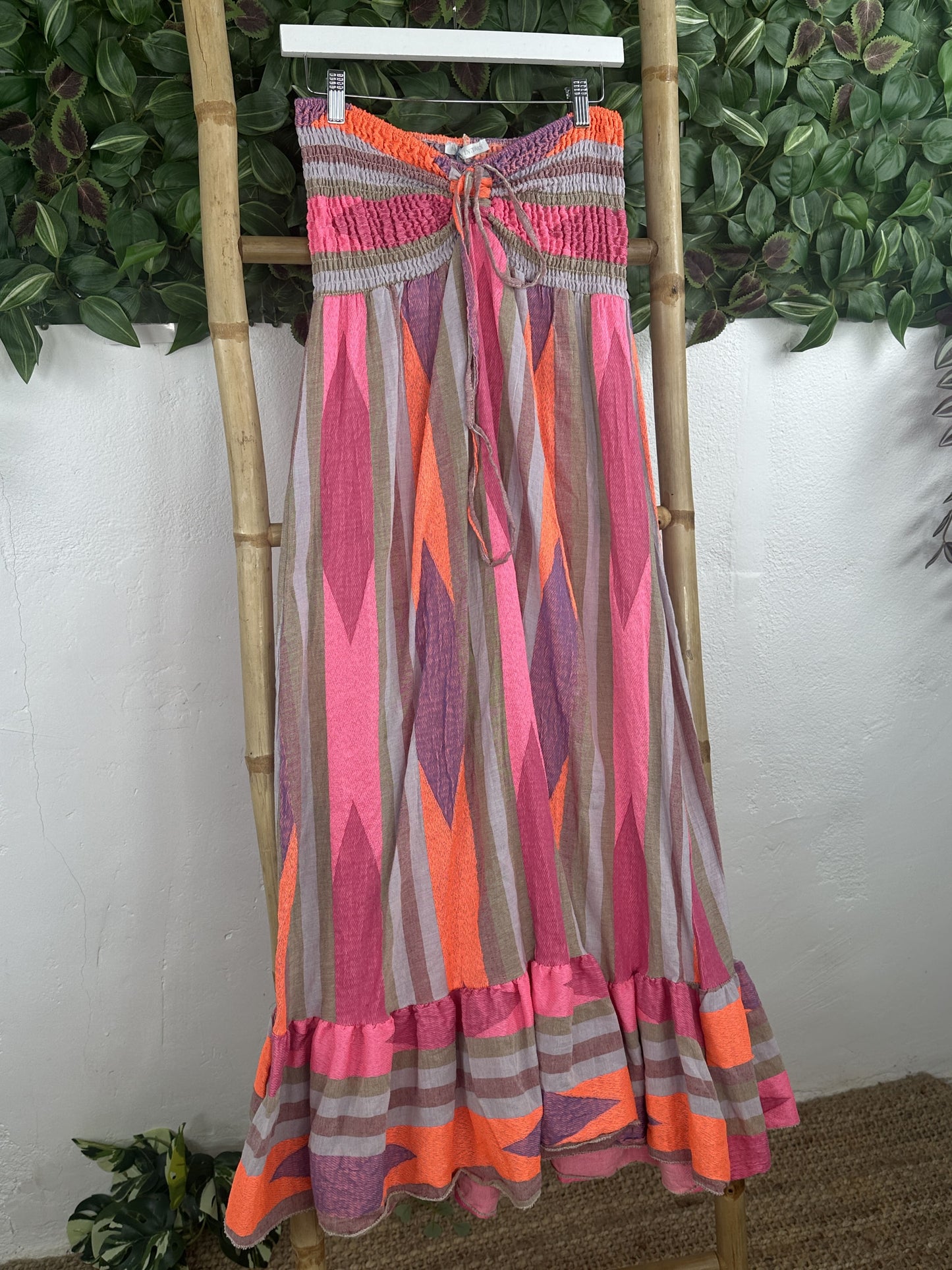 VESTIDO FLÚOR PALABRA DE HONOR