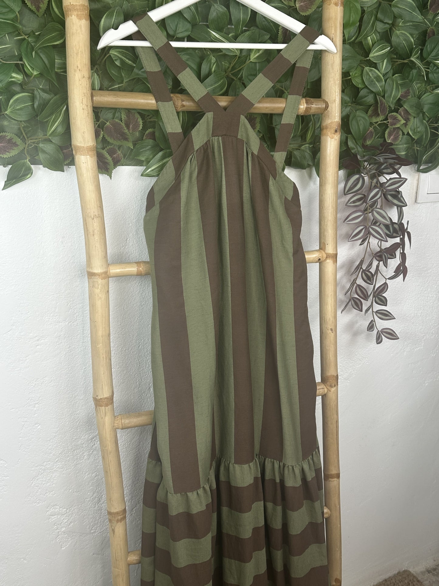VESTIDO LARGO ESCOTE V
