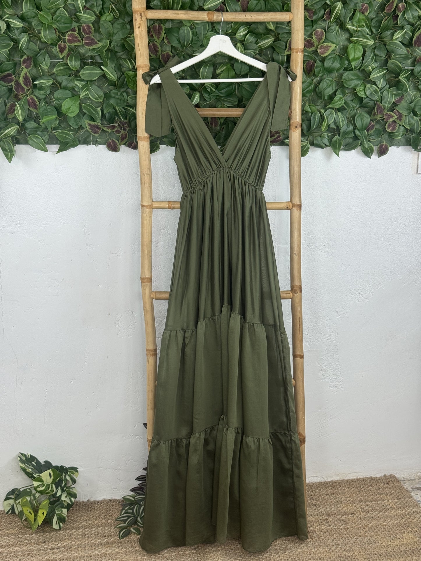 VESTIDO LARGO ROMÁNTICO