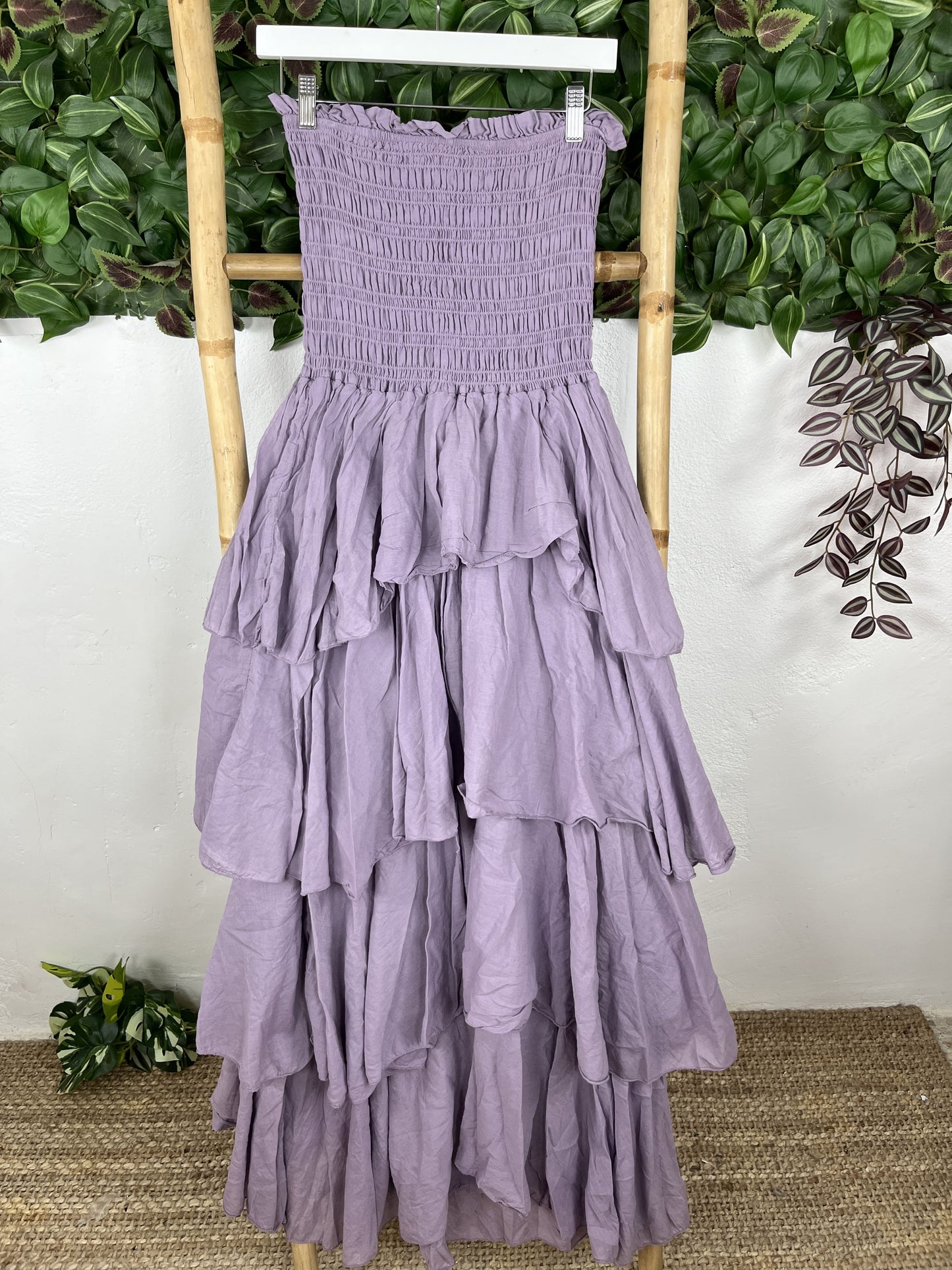 VESTIDO VOLANTES ASIMÉTRICOS PALABRA DE HONOR