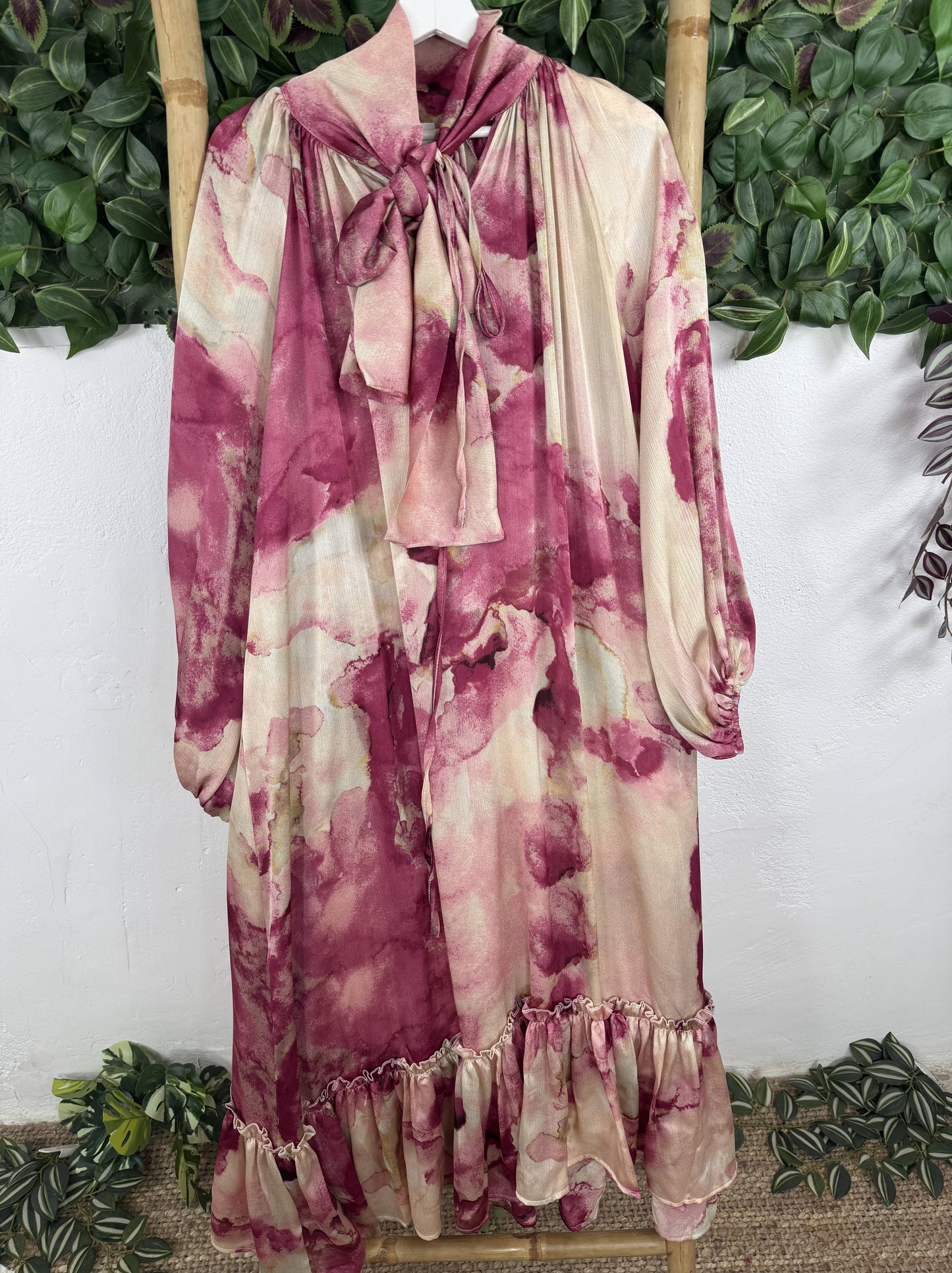 VESTIDO CUELLO LAZO