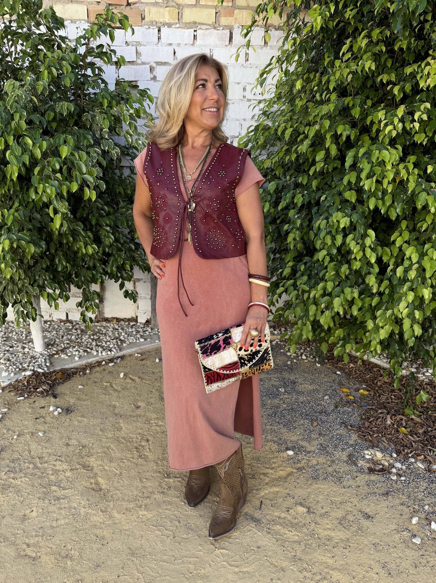 VESTIDO ESCOTE ESTRELLAS