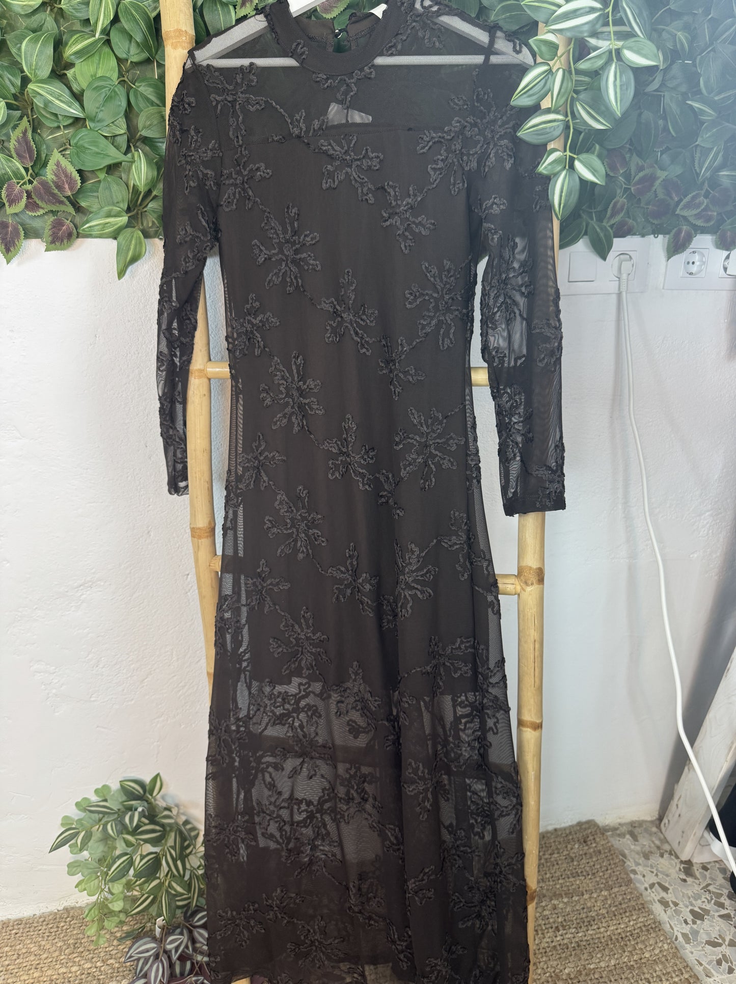 VESTIDO ENCAJE PAZ