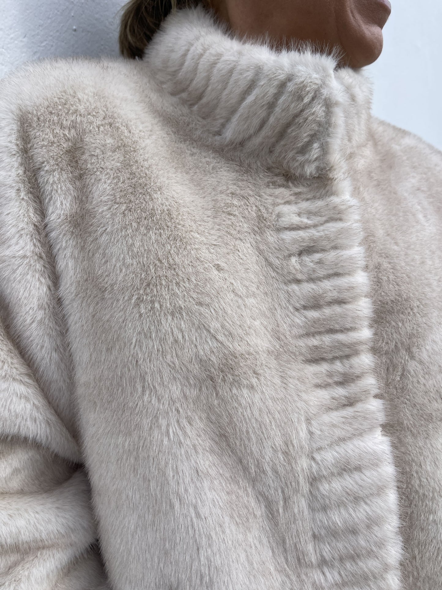 CASACO DE PELE LONGO