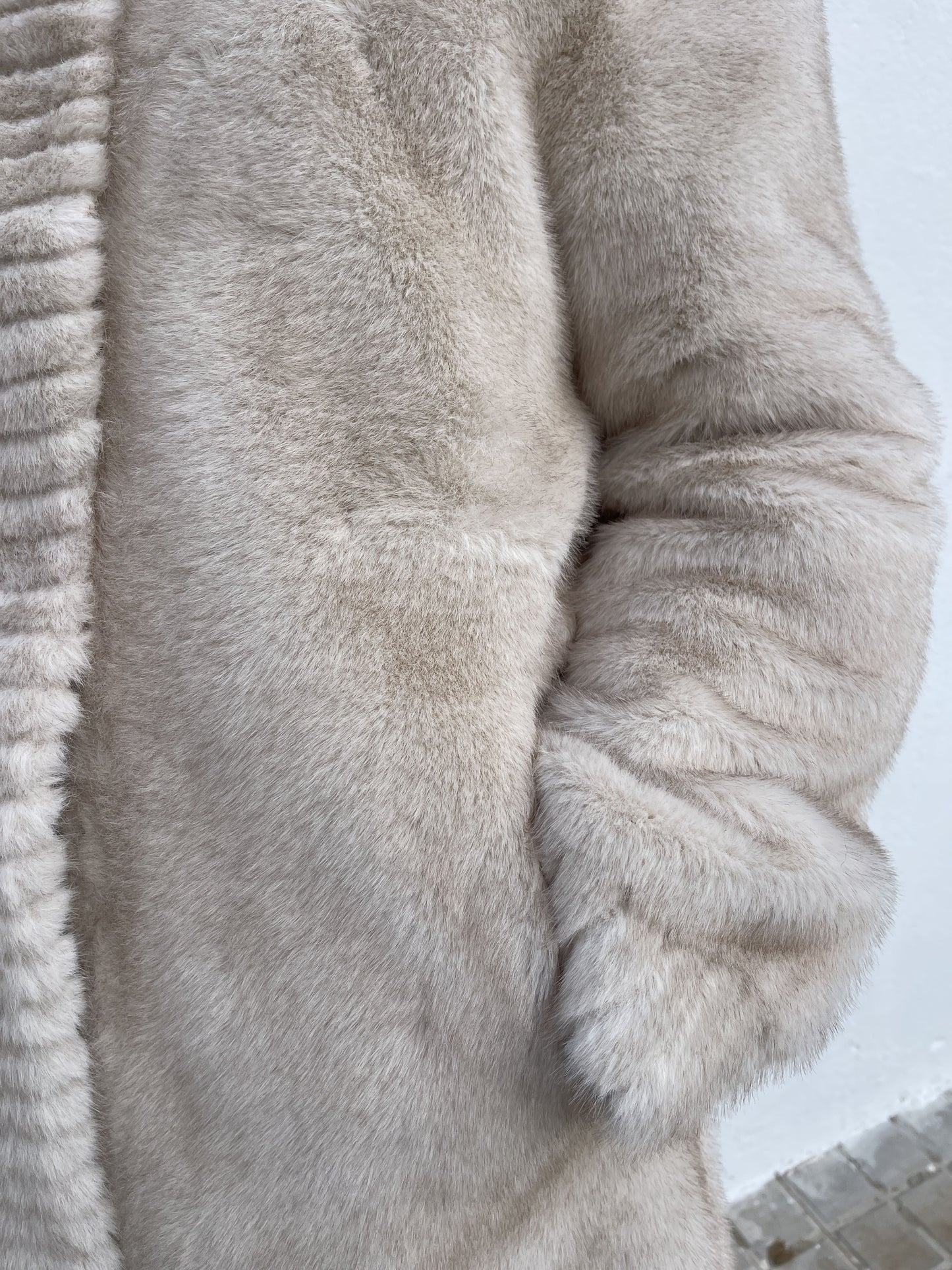 CASACO DE PELE LONGO