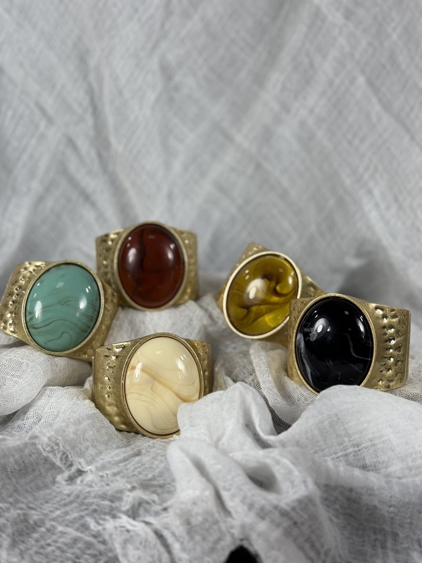 BRAZALETE DORADO PIEDRA