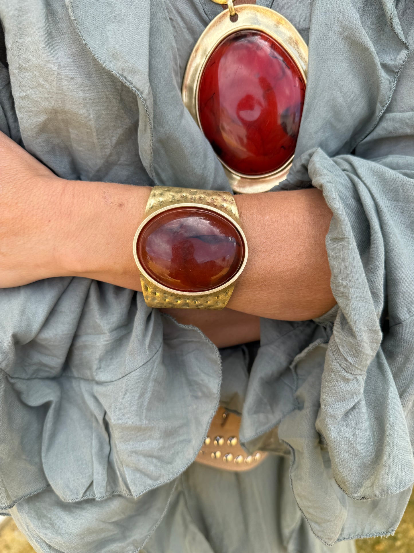 BRAZALETE DORADO PIEDRA