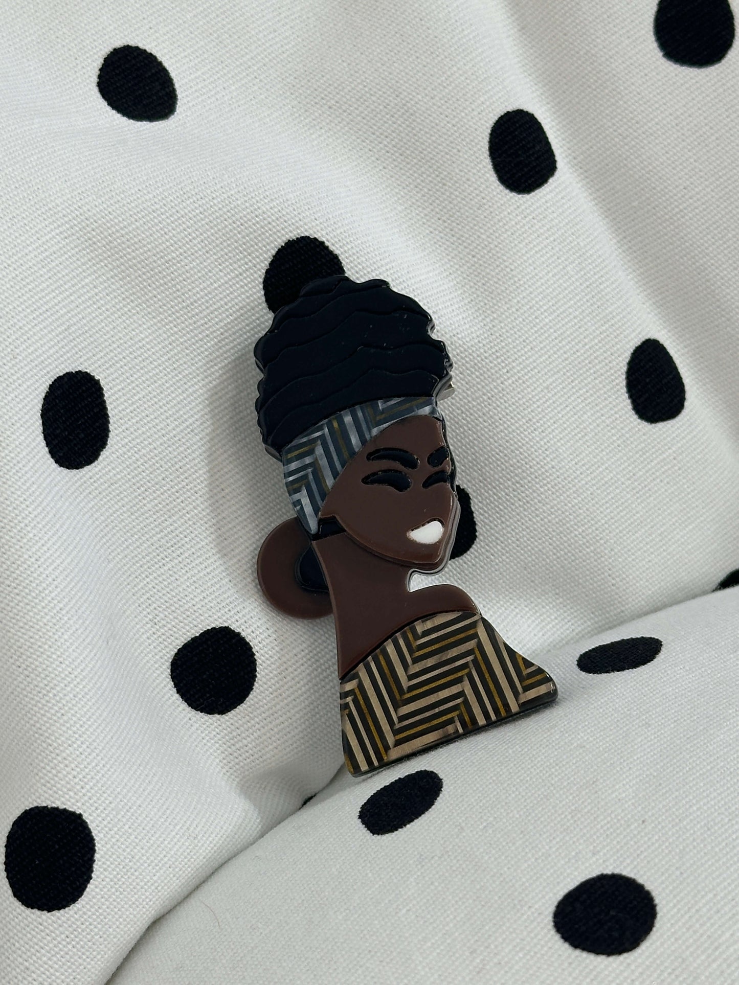 BROCHE DE FIGURAS