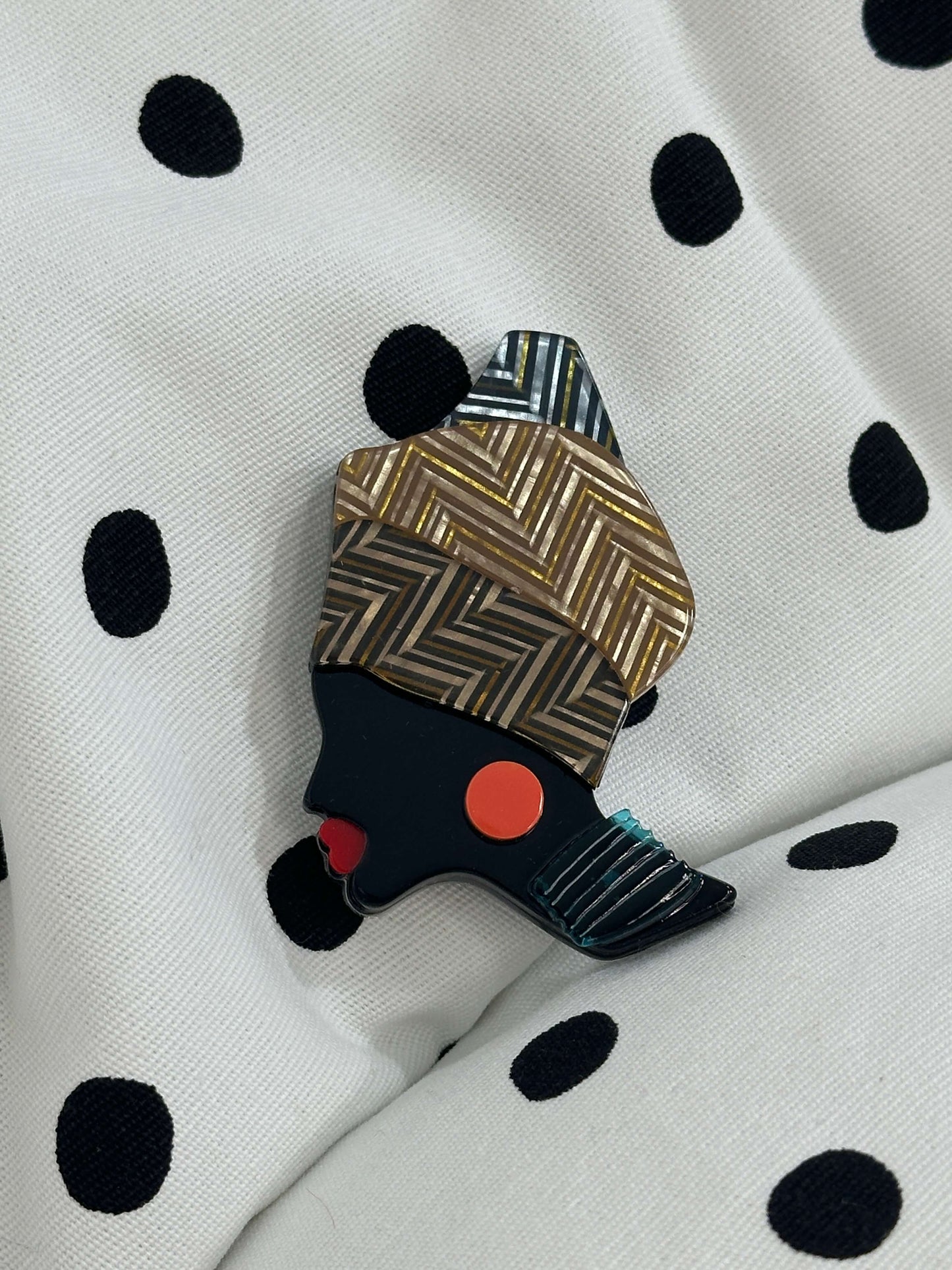 BROCHE DE FIGURAS