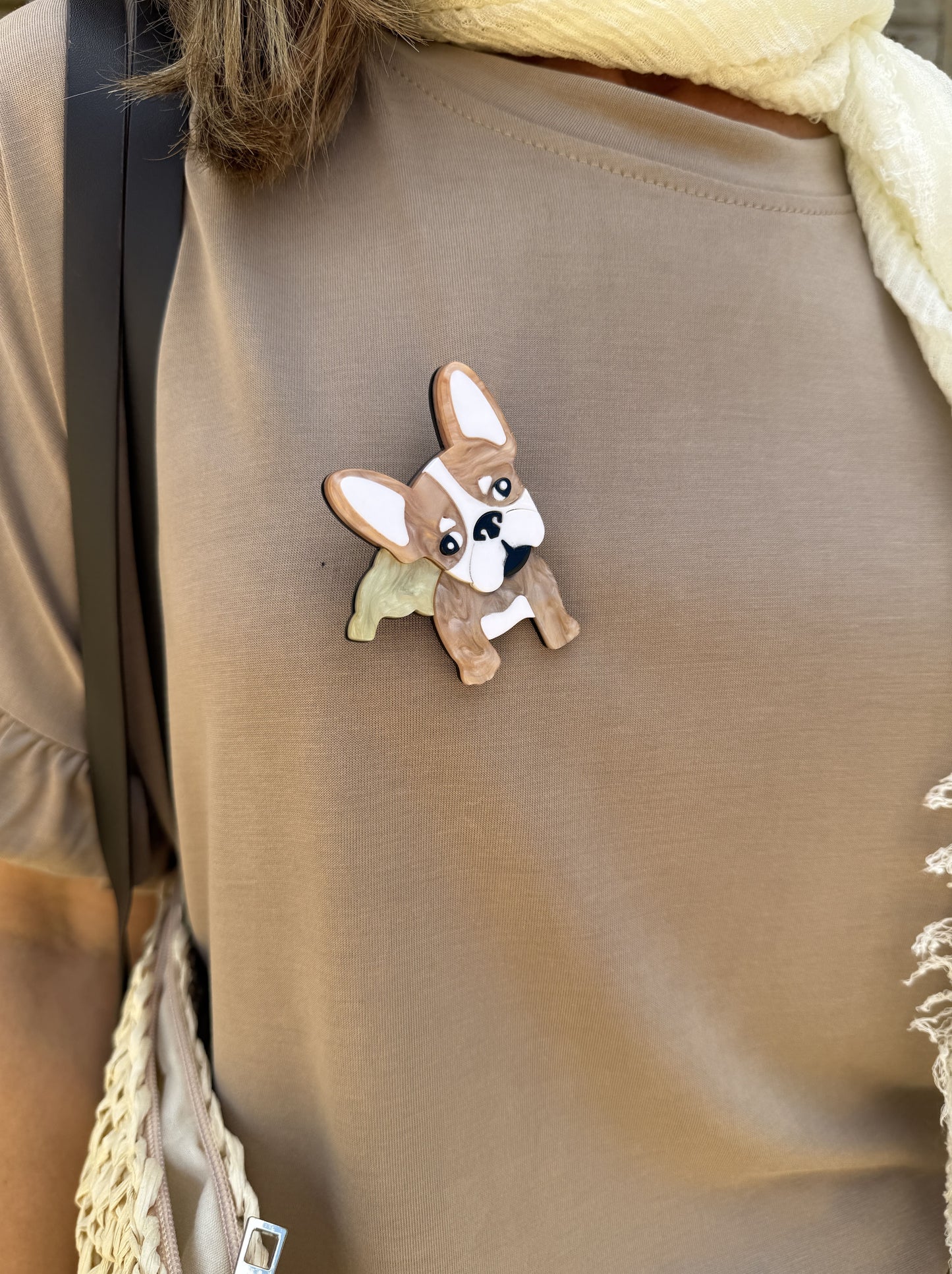BROCHE RESINA