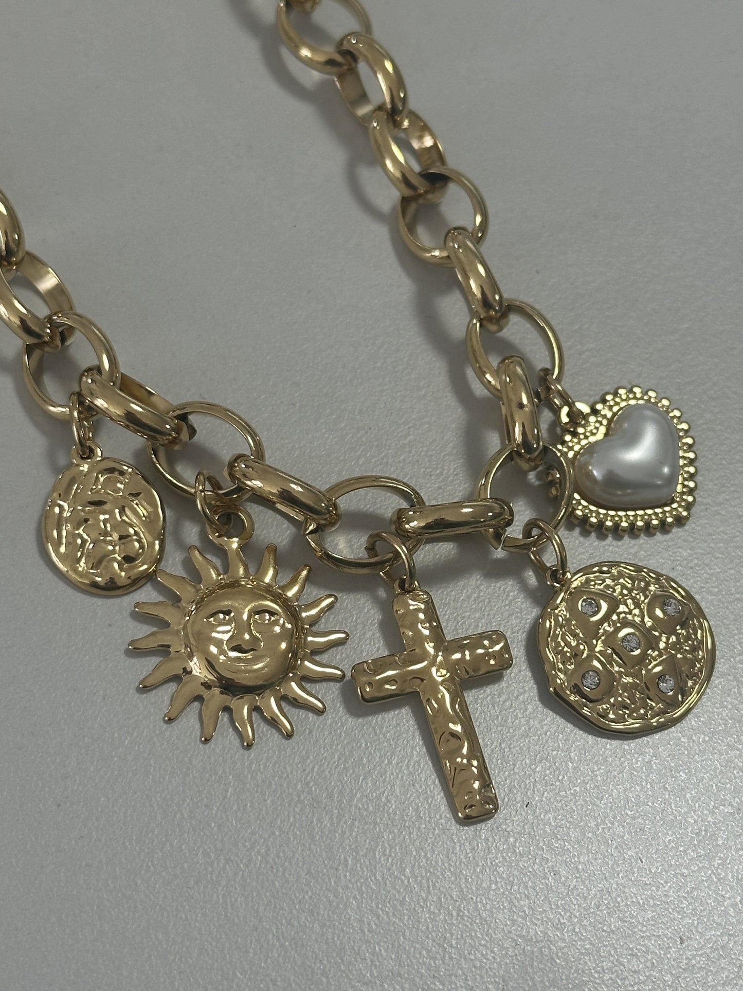 BEAD NECKLACE