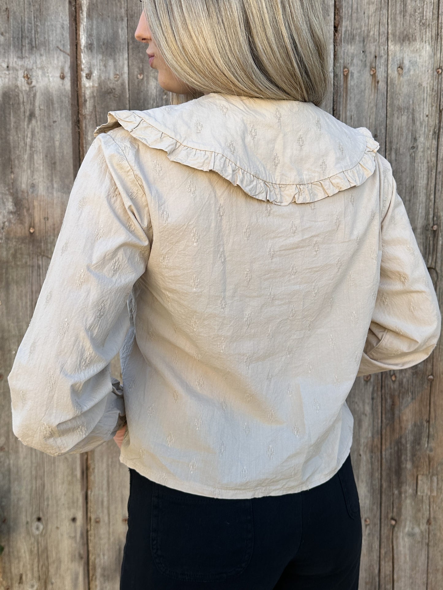 CAMISA BORDADA BABERO