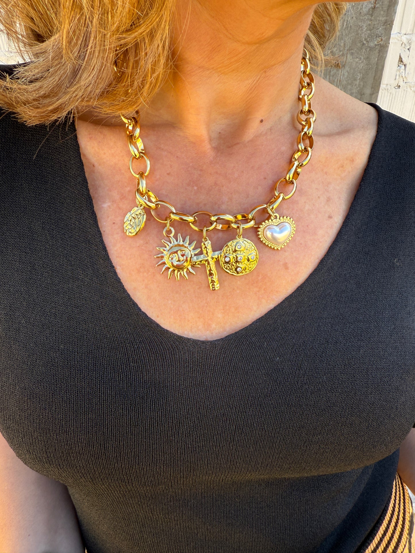 BEAD NECKLACE